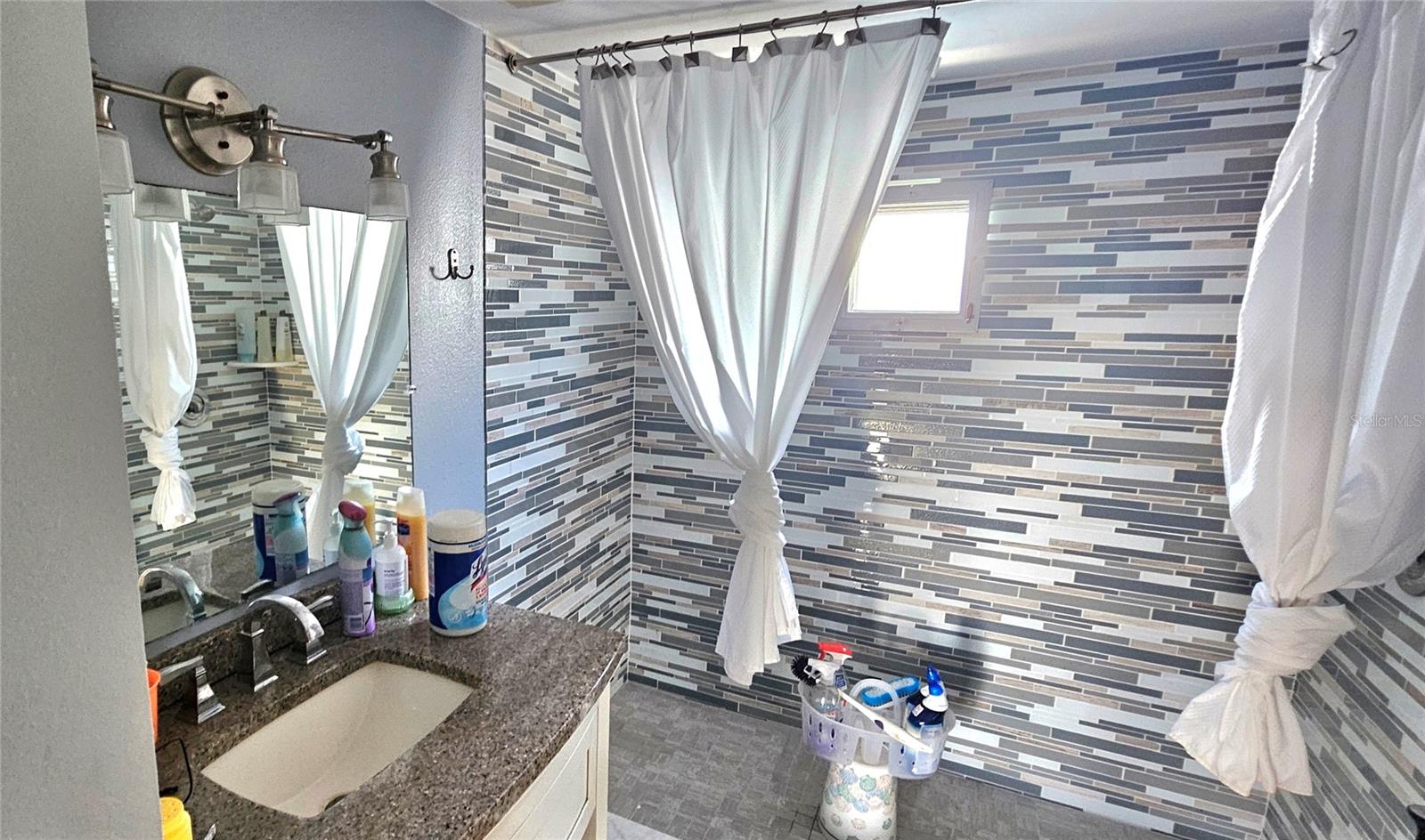 41 2ND ST, BRADENTON, FL, 34210