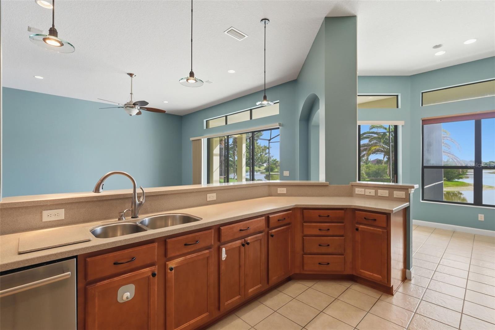 7879 CROSSWINDS WAY, MOUNT DORA, FL, 32757
