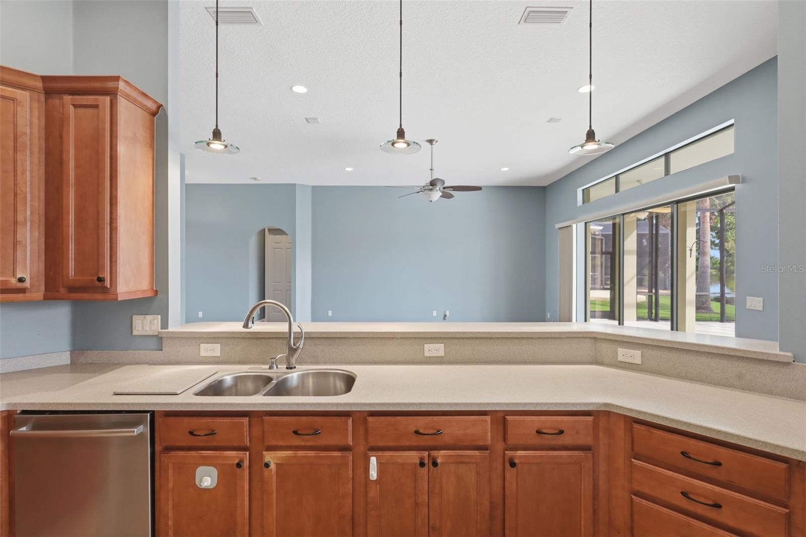 7879 CROSSWINDS WAY, MOUNT DORA, FL, 32757