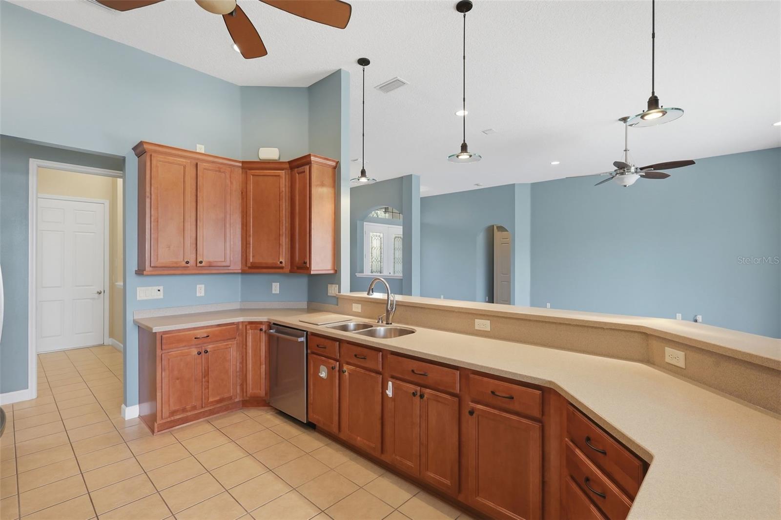 7879 CROSSWINDS WAY, MOUNT DORA, FL, 32757
