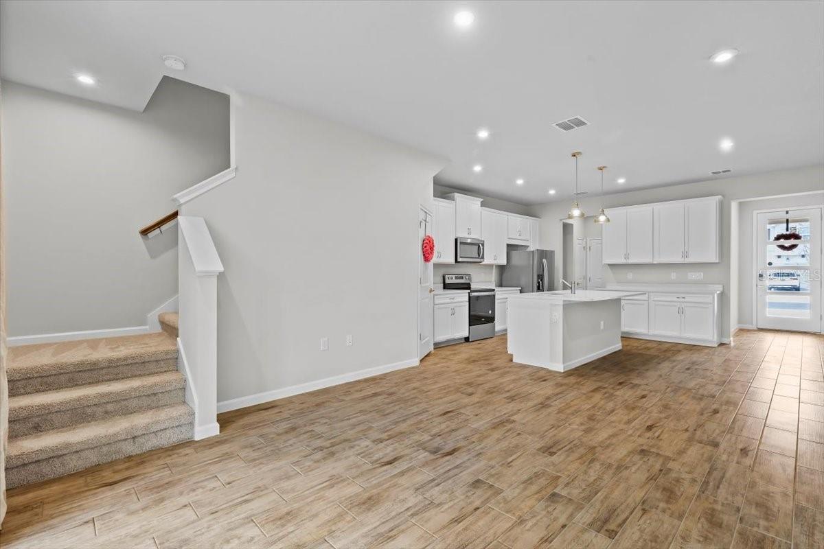 4212 CLOUD HOPPER WAY, LUTZ, FL, 33559