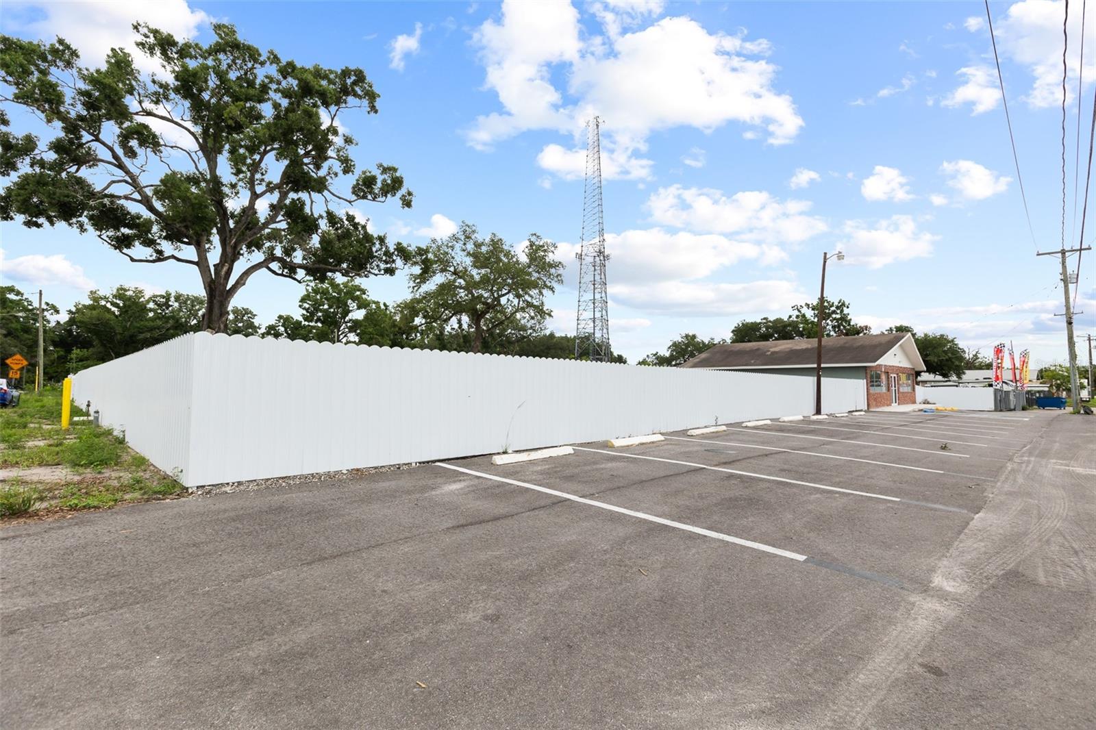 7604 E BROADWAY AVE, TAMPA, FL, 33619
