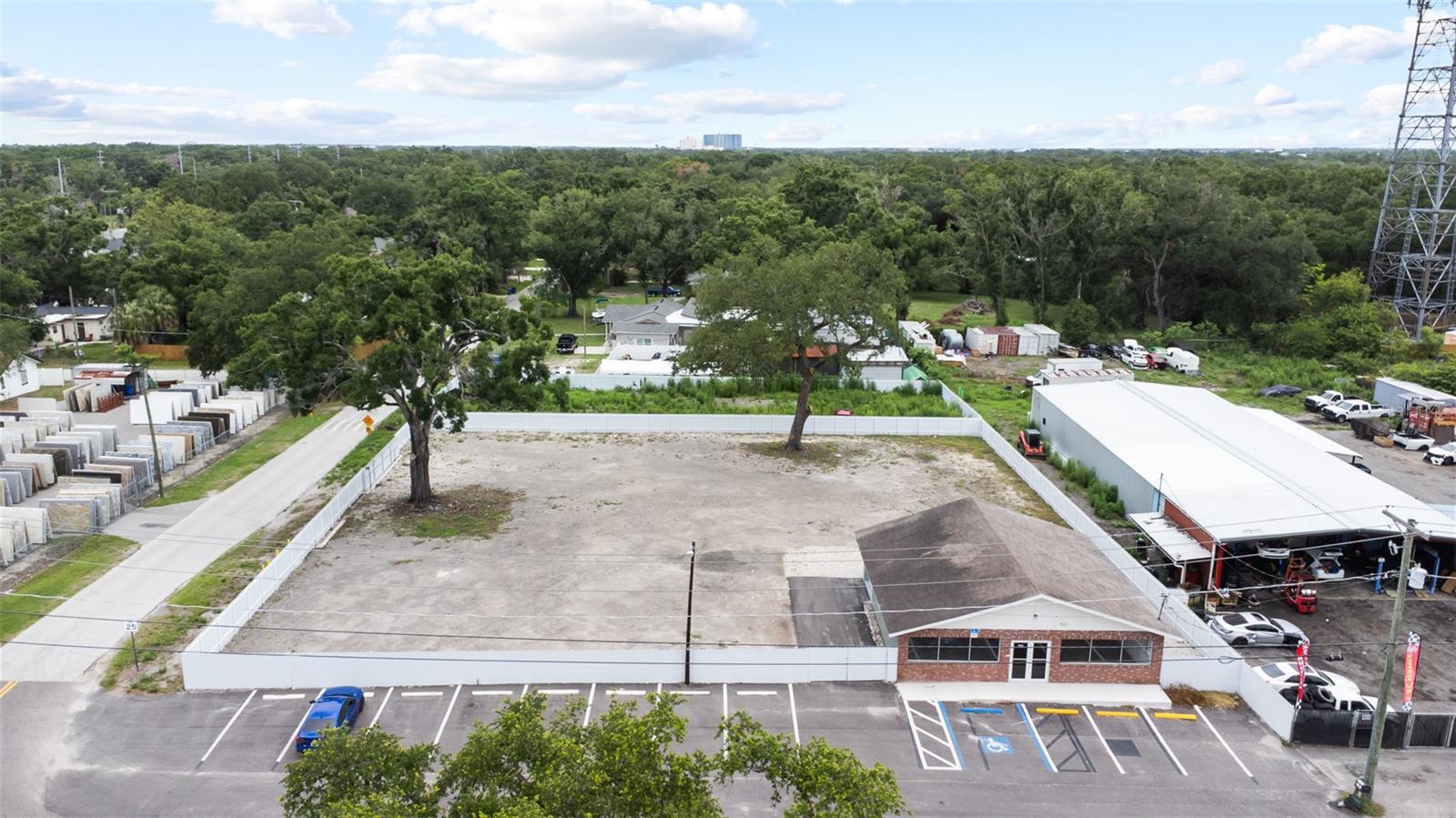 7604 E BROADWAY AVE, TAMPA, FL, 33619