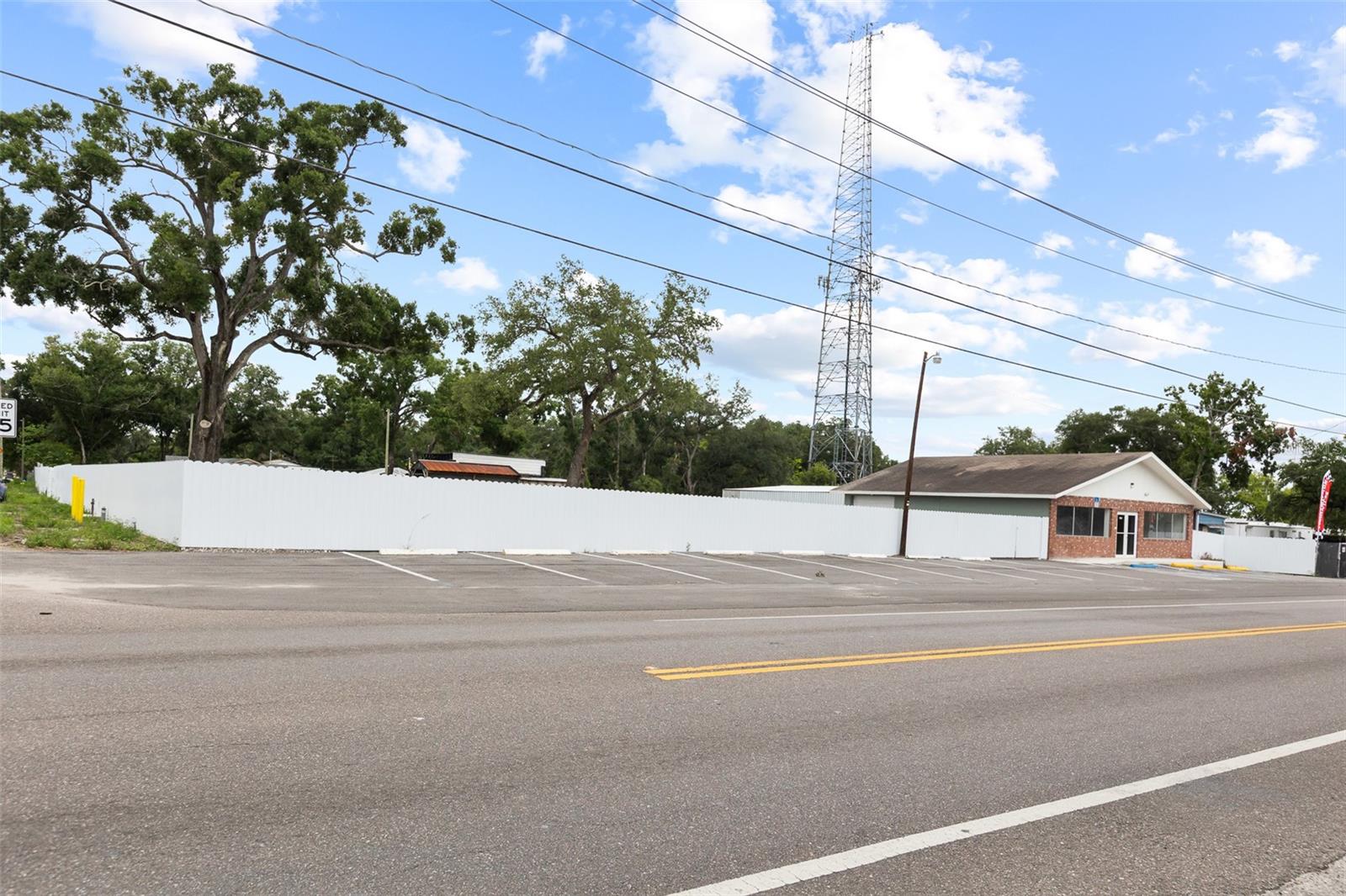 7604 E BROADWAY AVE, TAMPA, FL, 33619
