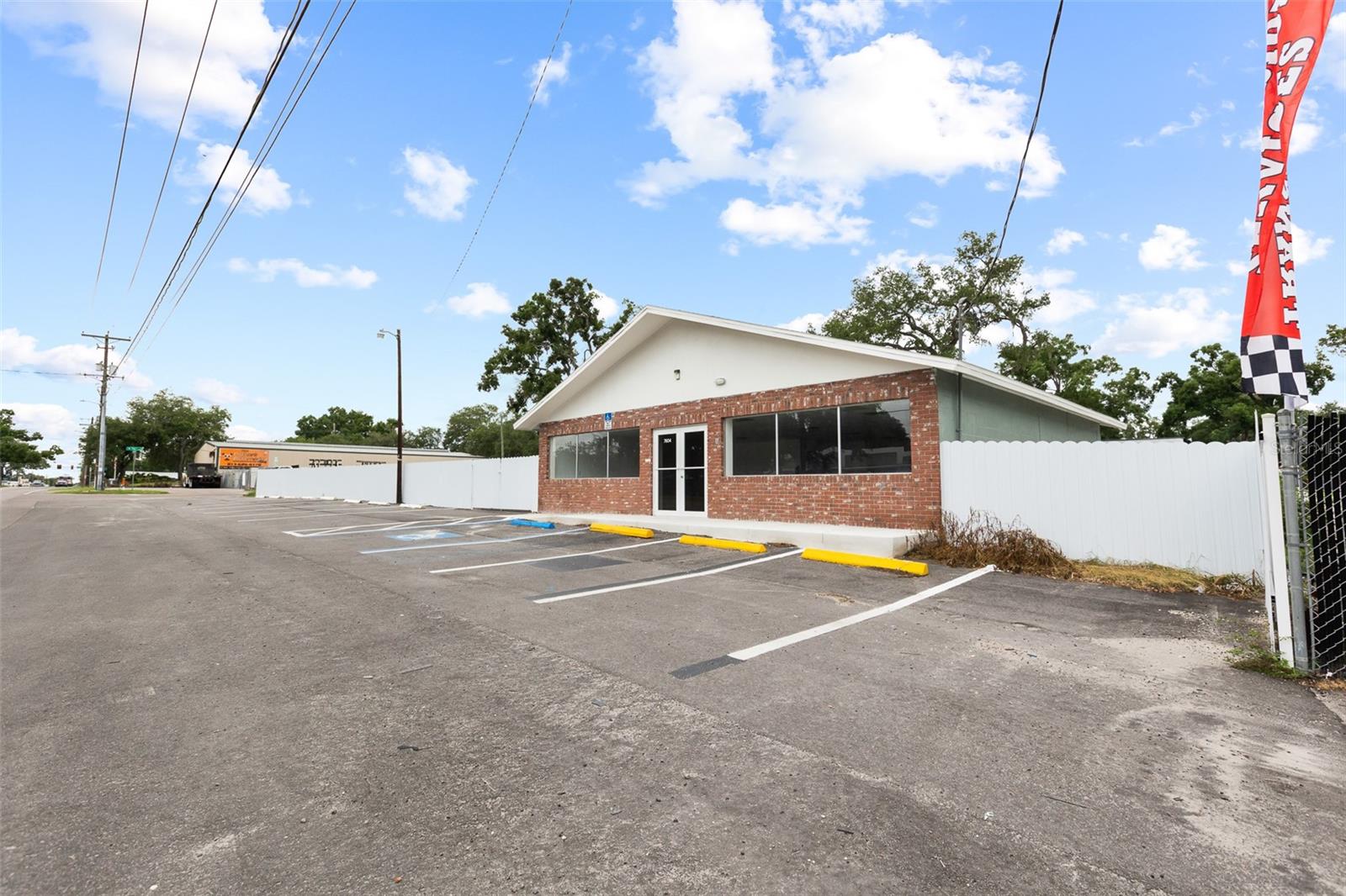 7604 E BROADWAY AVE, TAMPA, FL, 33619