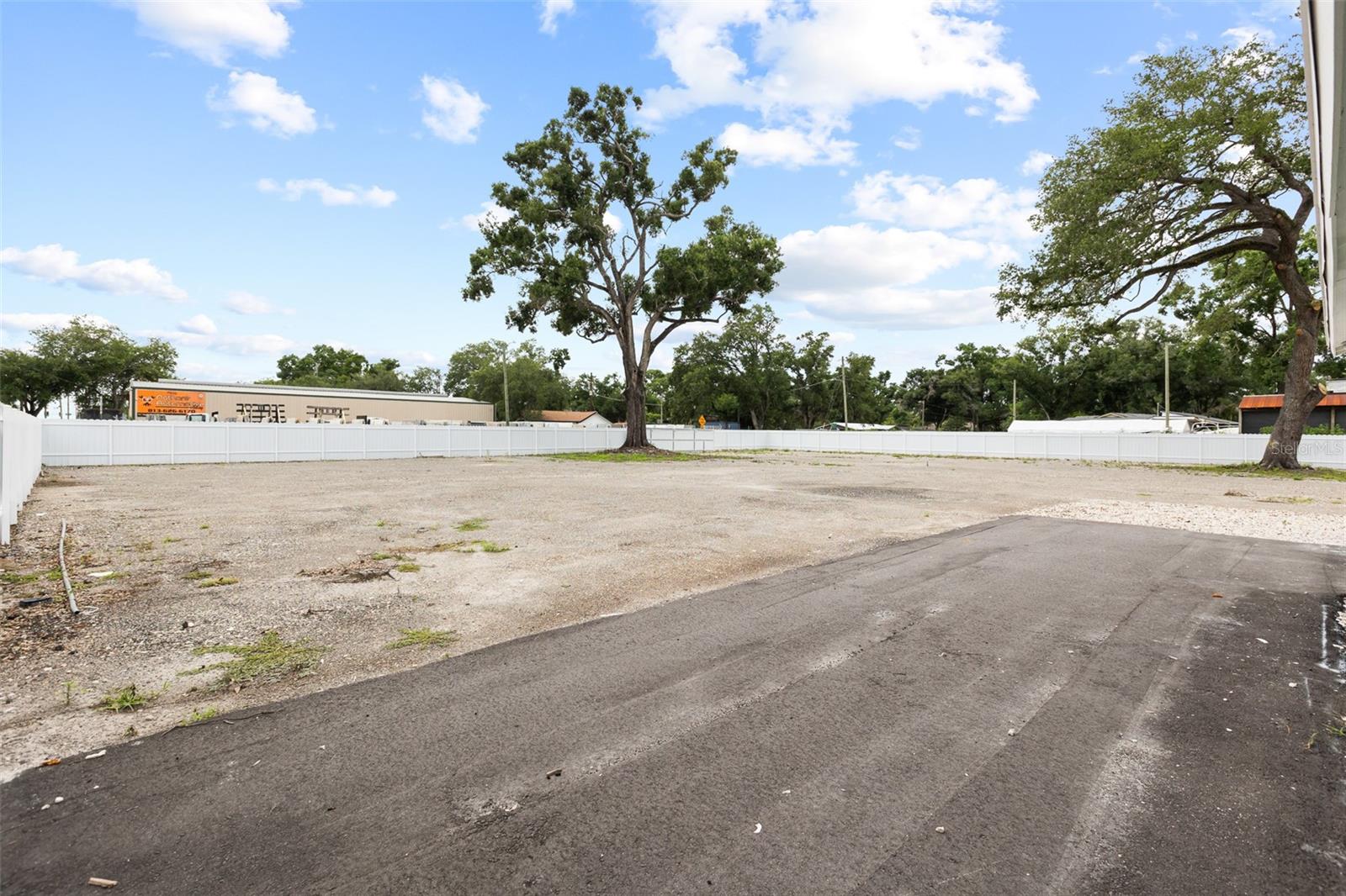 7604 E BROADWAY AVE, TAMPA, FL, 33619