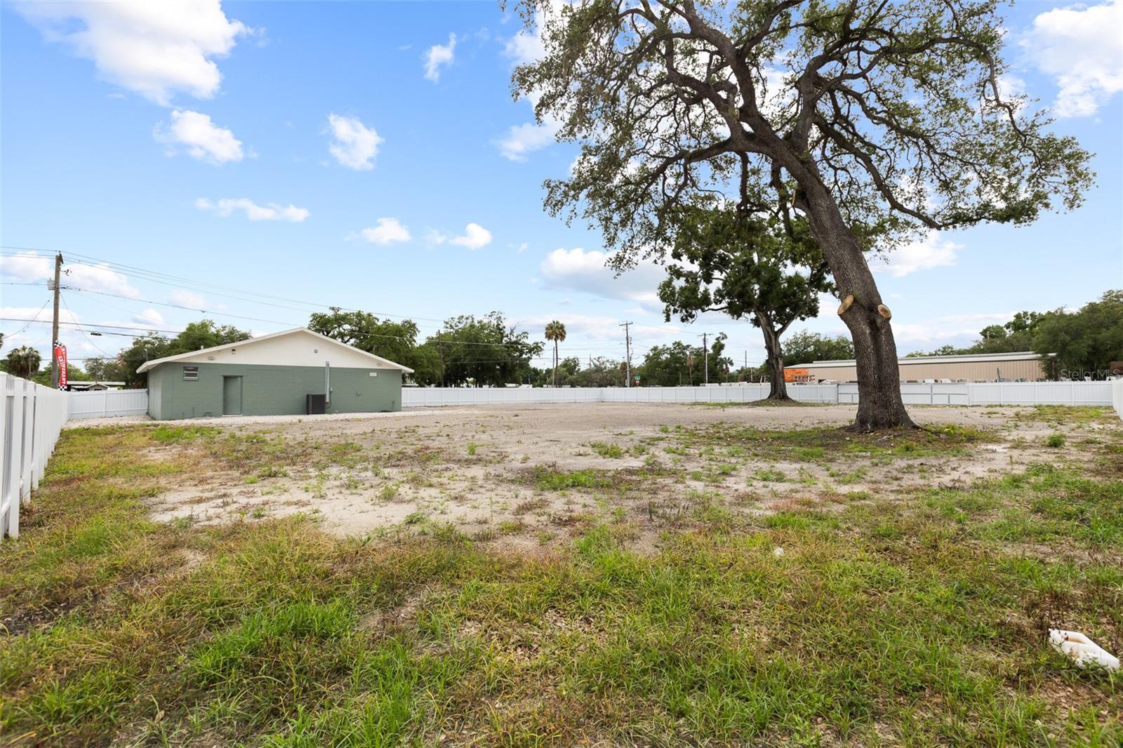 7604 E BROADWAY AVE, TAMPA, FL, 33619