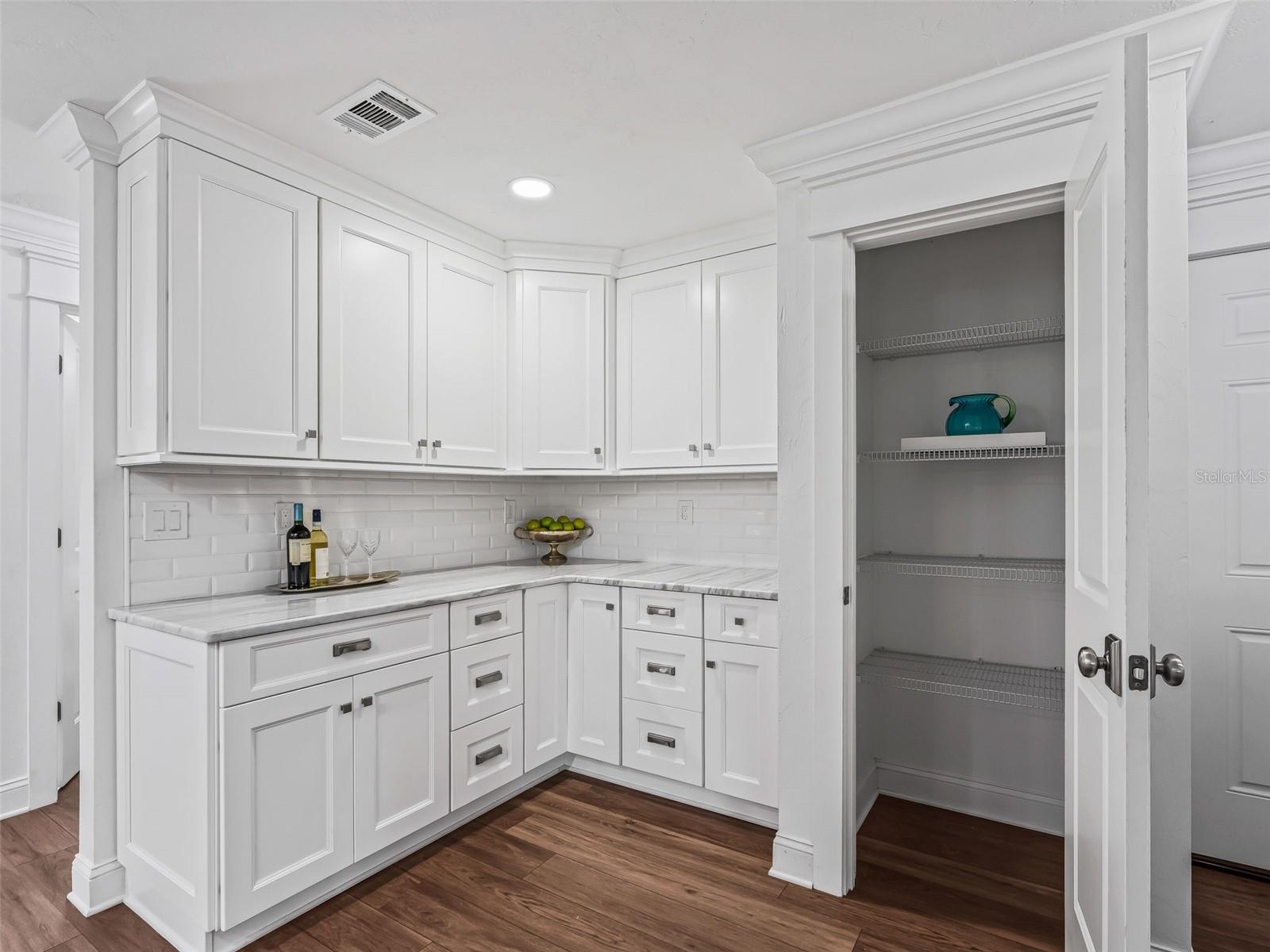 10660 E BUSHNELL RD, FLORAL CITY, FL, 34436