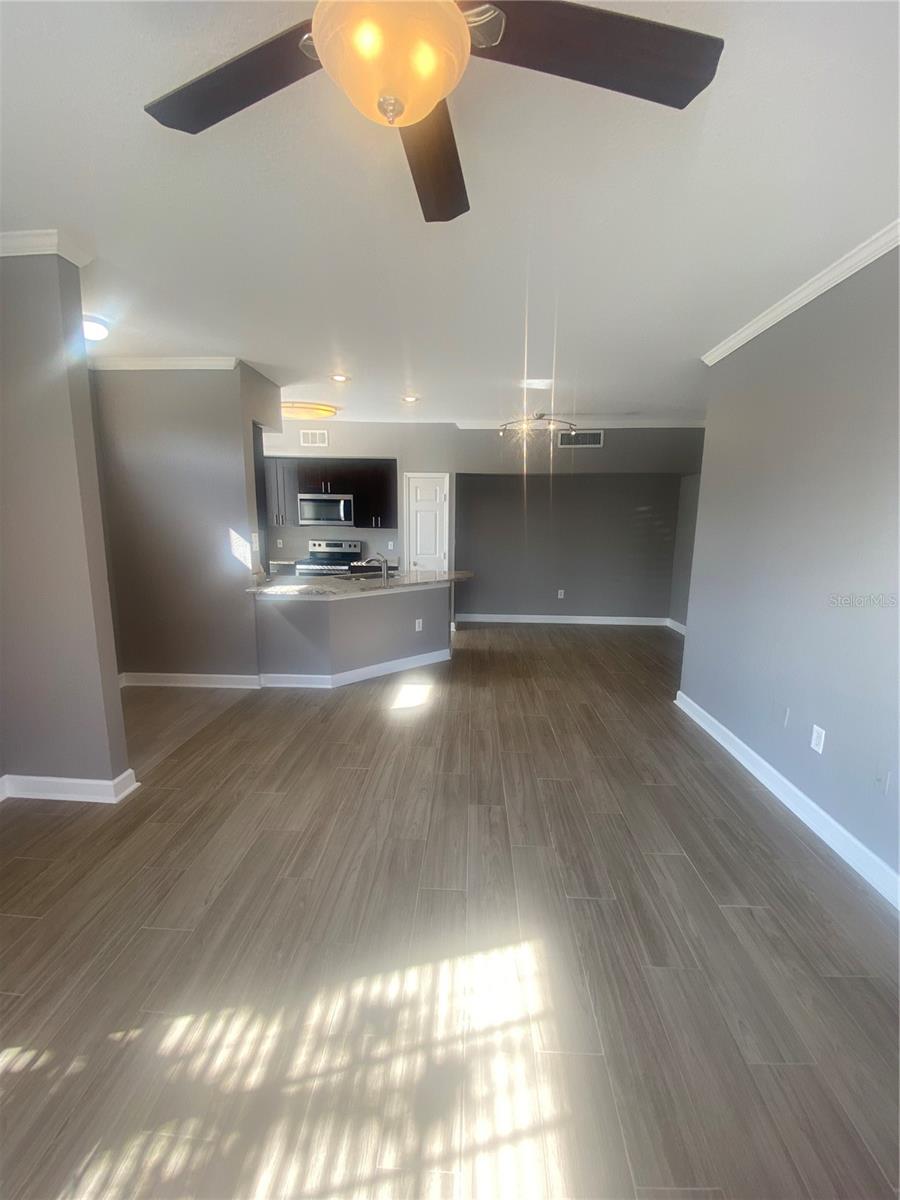 9744 LAKE CHASE ISLAND WAY, TAMPA, FL, 33626