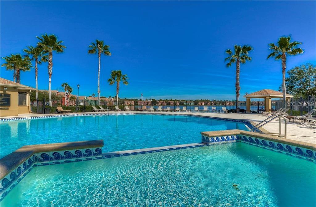 9744 LAKE CHASE ISLAND WAY, TAMPA, FL, 33626