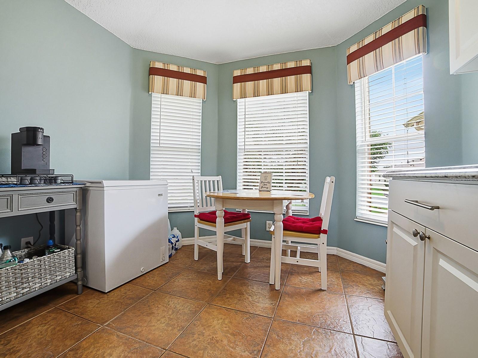 5052 CHINA SEA, TAVARES, FL, 32778