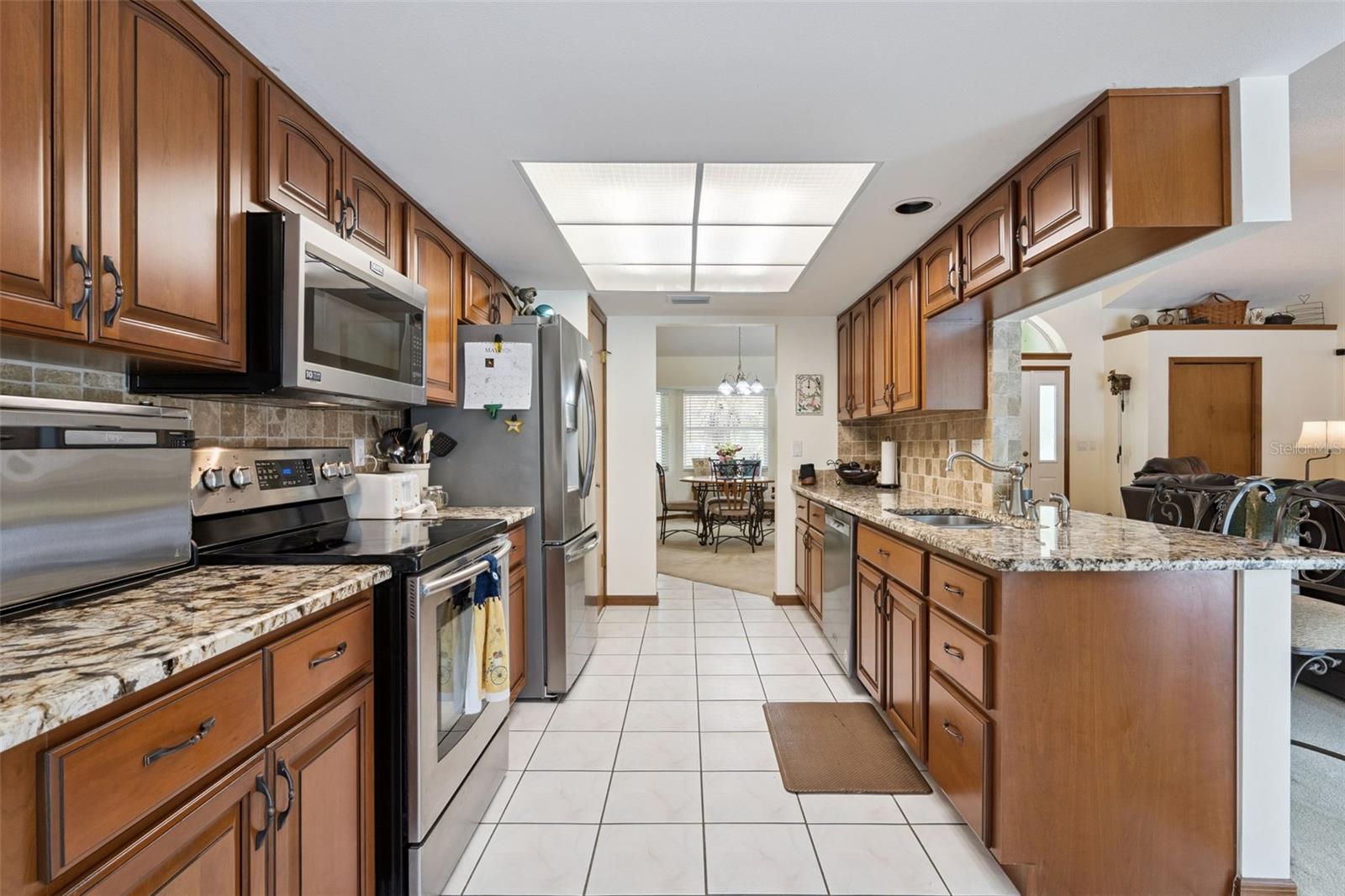 28646 TAMMI DR, TAVARES, FL, 32778