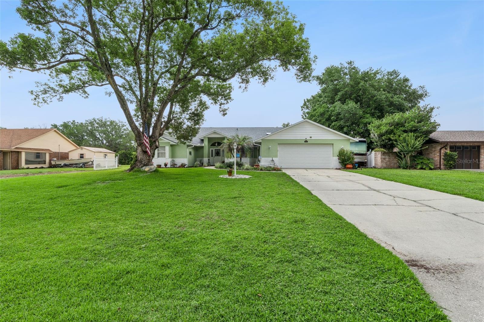 28646 TAMMI DR, TAVARES, FL, 32778