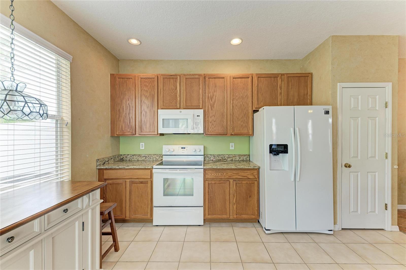 3931 YELLOWSTONE CIR, SARASOTA, FL, 34233
