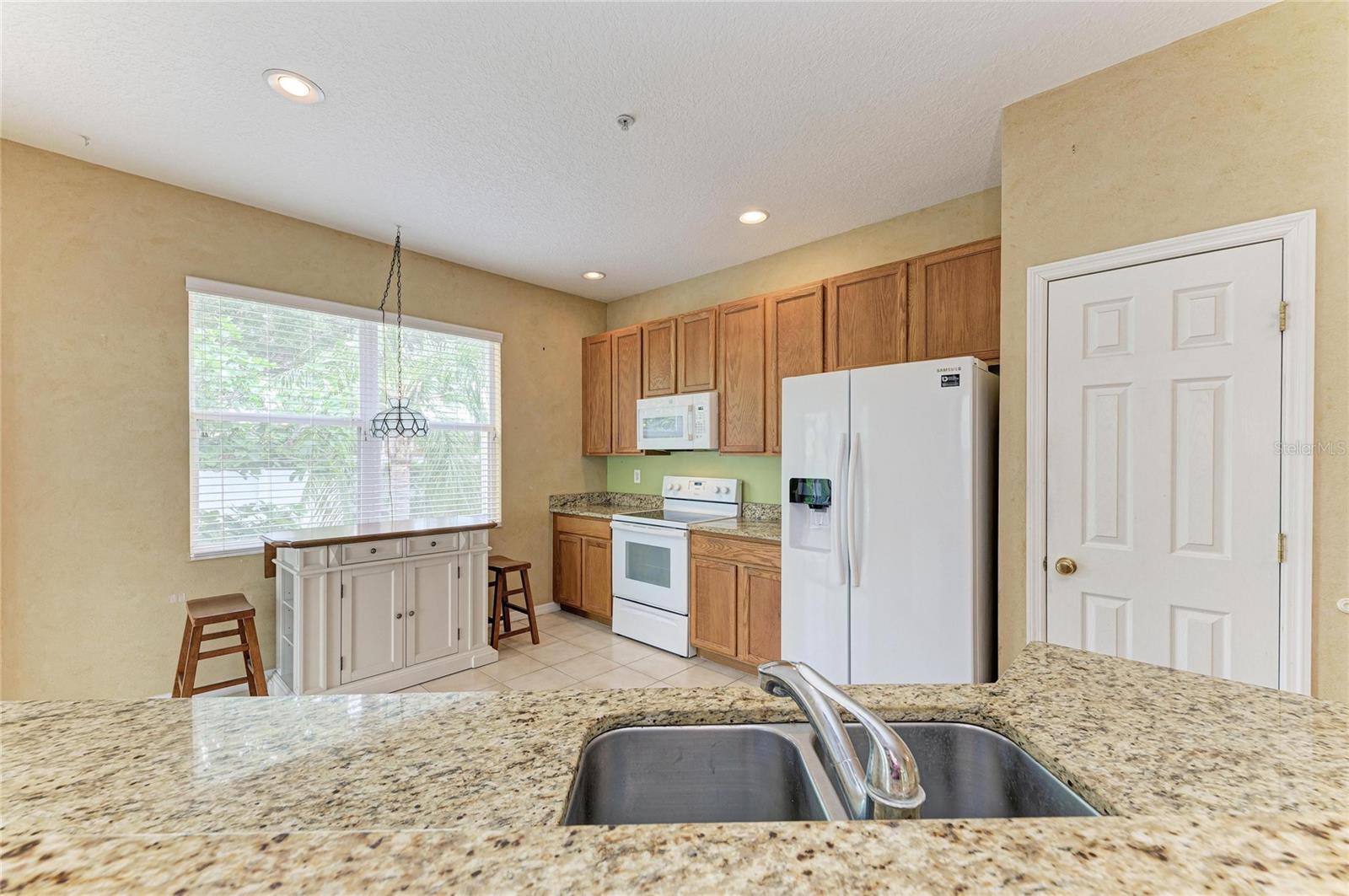 3931 YELLOWSTONE CIR, SARASOTA, FL, 34233