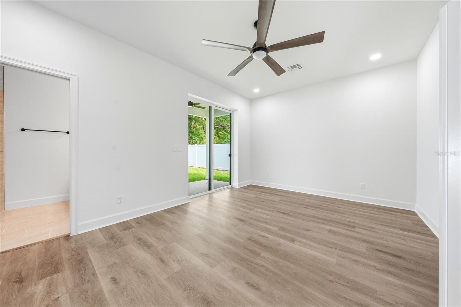 1020 FARMSTEAD ST, EUSTIS, FL, 32736