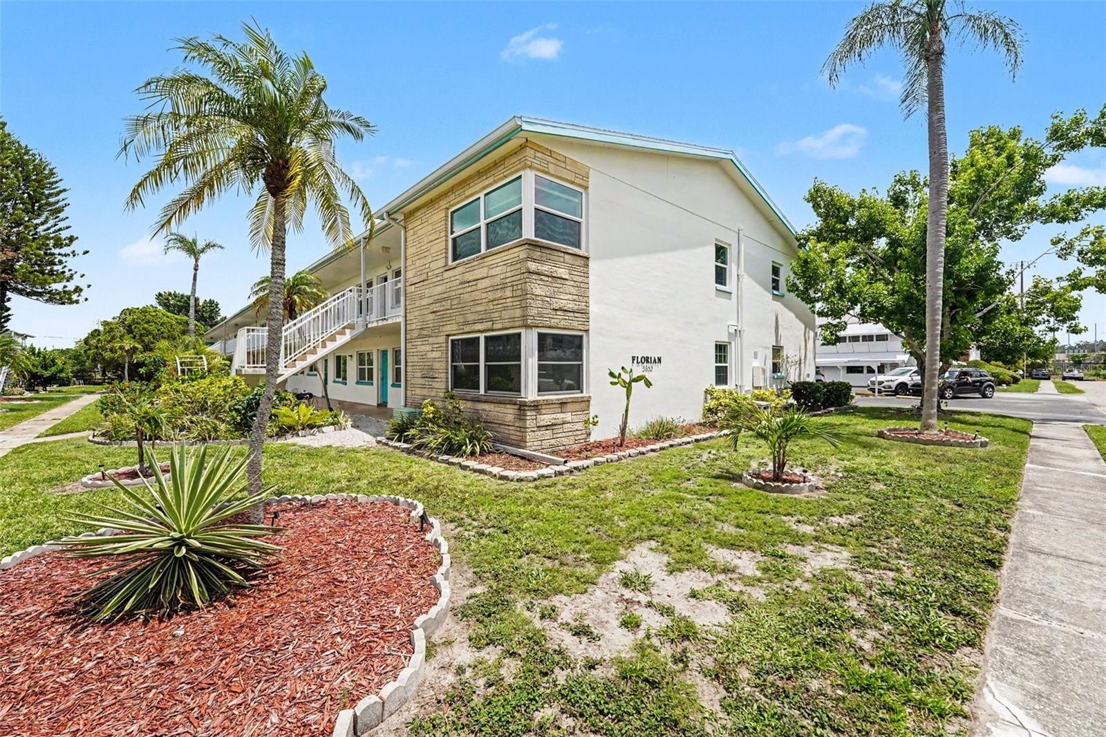 5855 18TH ST N #1, ST PETERSBURG, FL, 33714