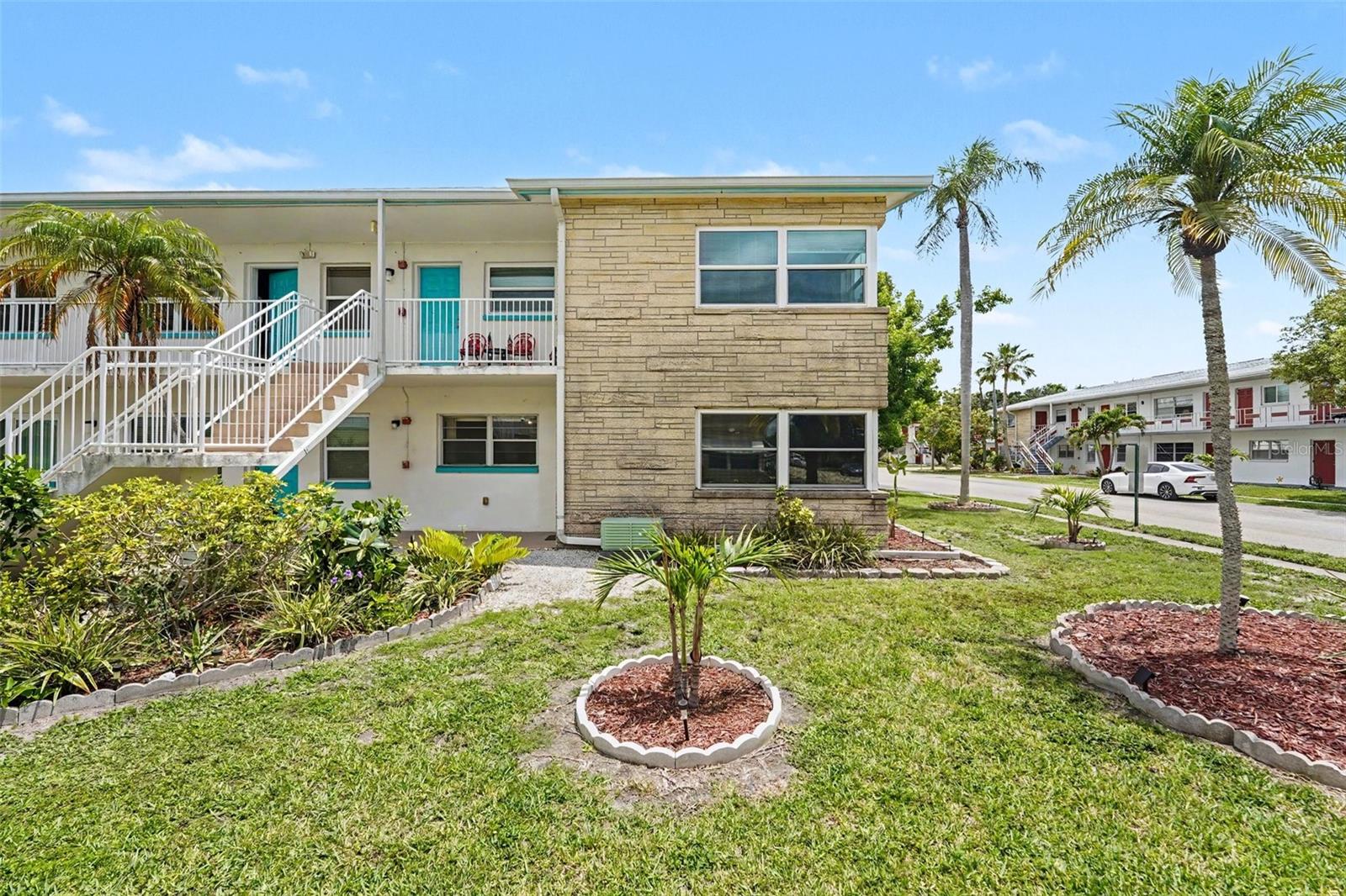 5855 18TH ST N #1, ST PETERSBURG, FL, 33714