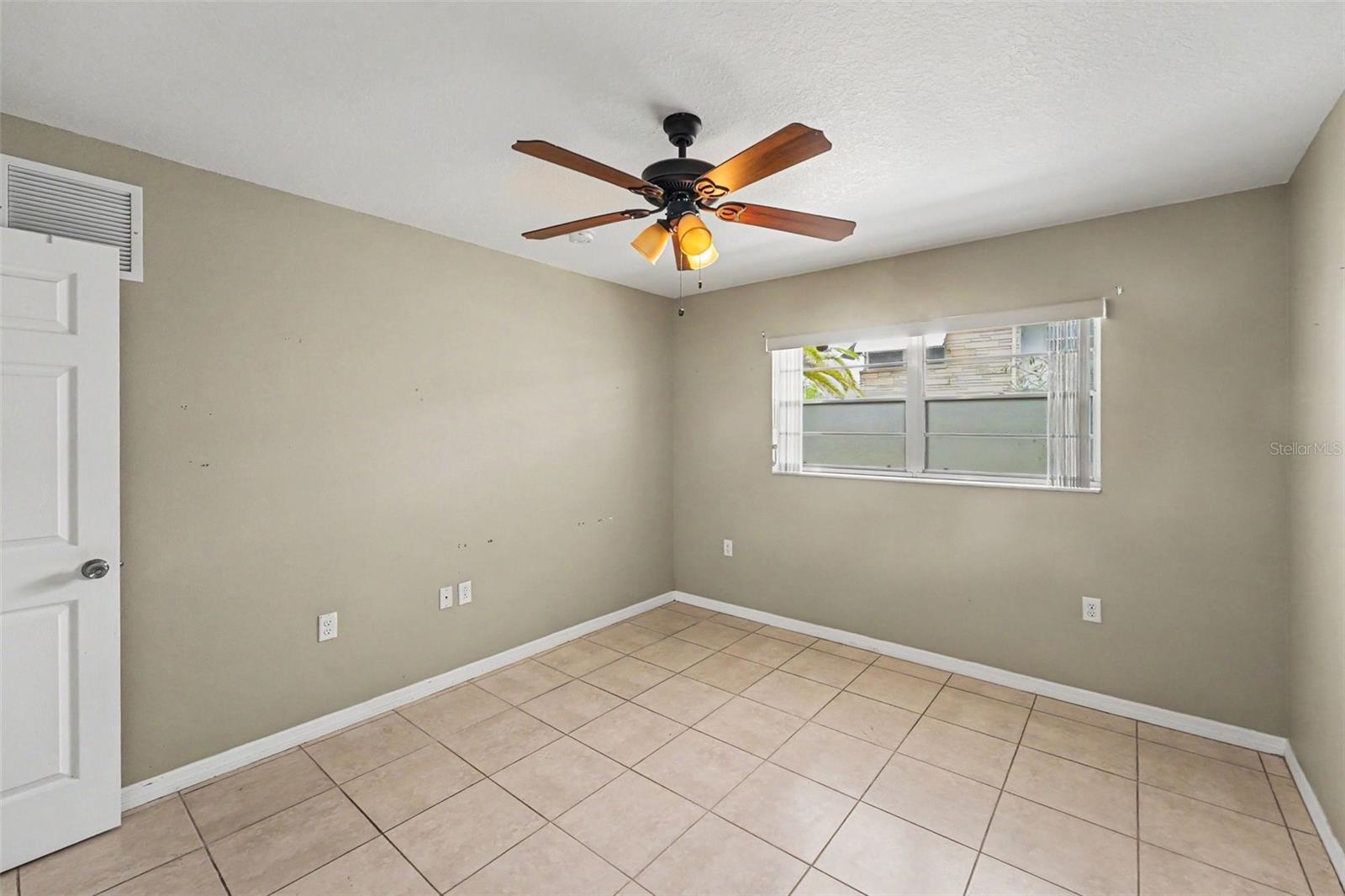 5855 18TH ST N #1, ST PETERSBURG, FL, 33714