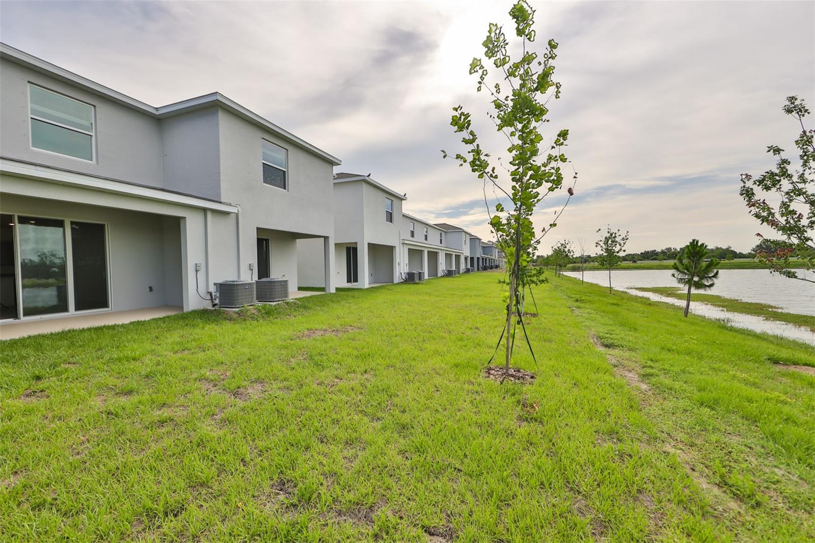 233 MANGROVE SHADE CIR, APOLLO BEACH, FL, 33572