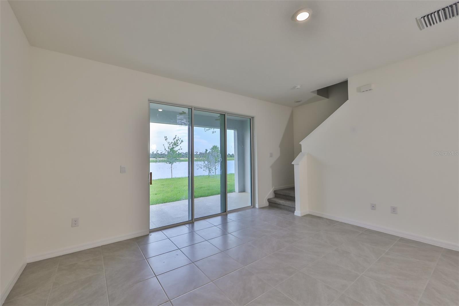 233 MANGROVE SHADE CIR, APOLLO BEACH, FL, 33572
