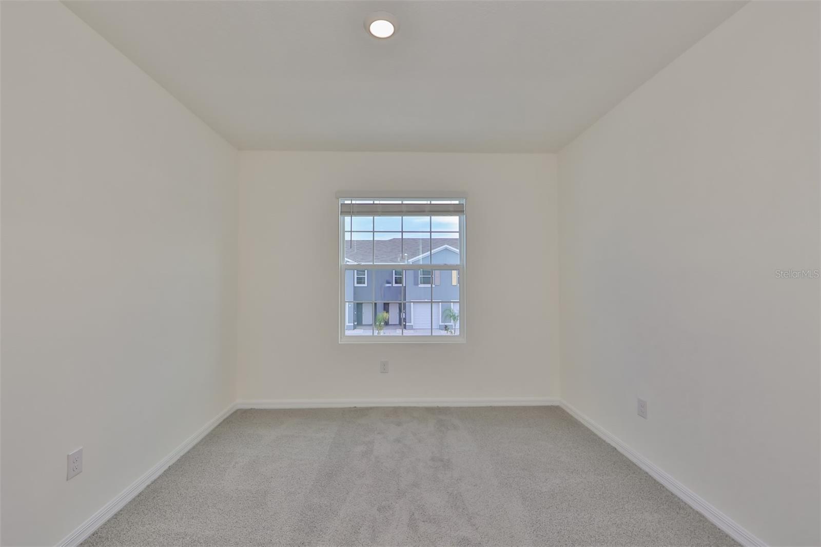 233 MANGROVE SHADE CIR, APOLLO BEACH, FL, 33572