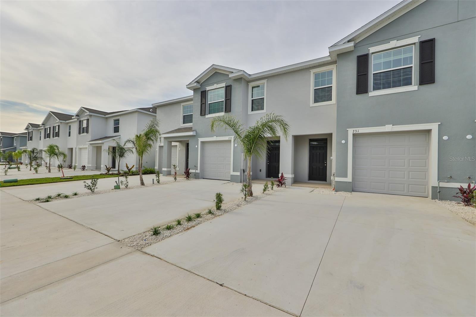 233 MANGROVE SHADE CIR, APOLLO BEACH, FL, 33572