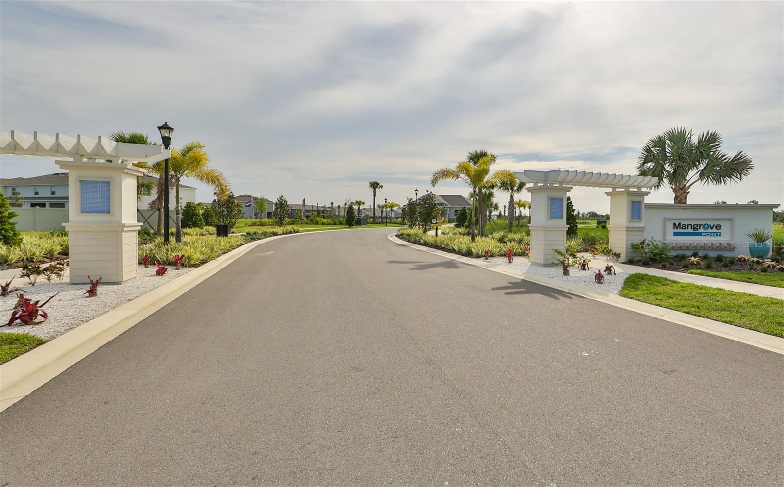 233 MANGROVE SHADE CIR, APOLLO BEACH, FL, 33572