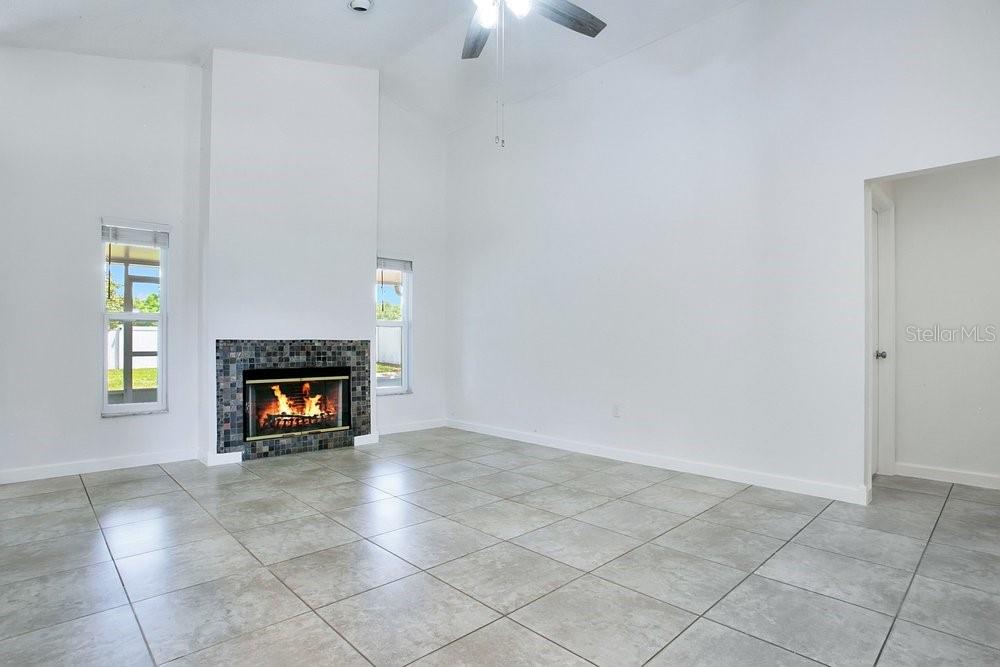 3258 COLORADO AVE, ORLANDO, FL, 32826