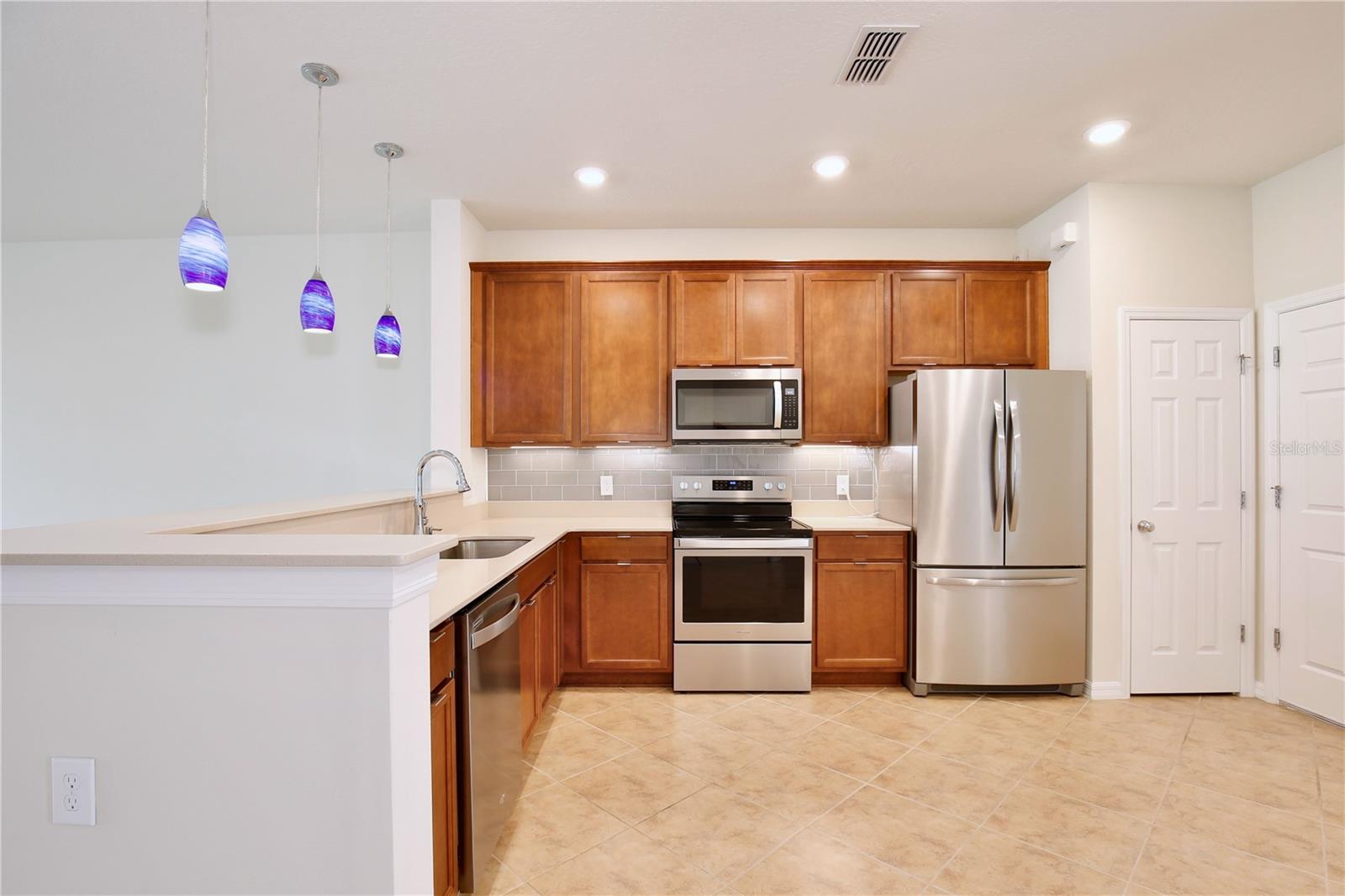 3924 PLAINVIEW DR, ORLANDO, FL, 32824