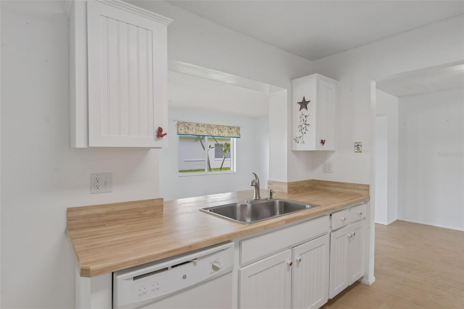 3549 98TH AVE N, PINELLAS PARK, FL, 33782