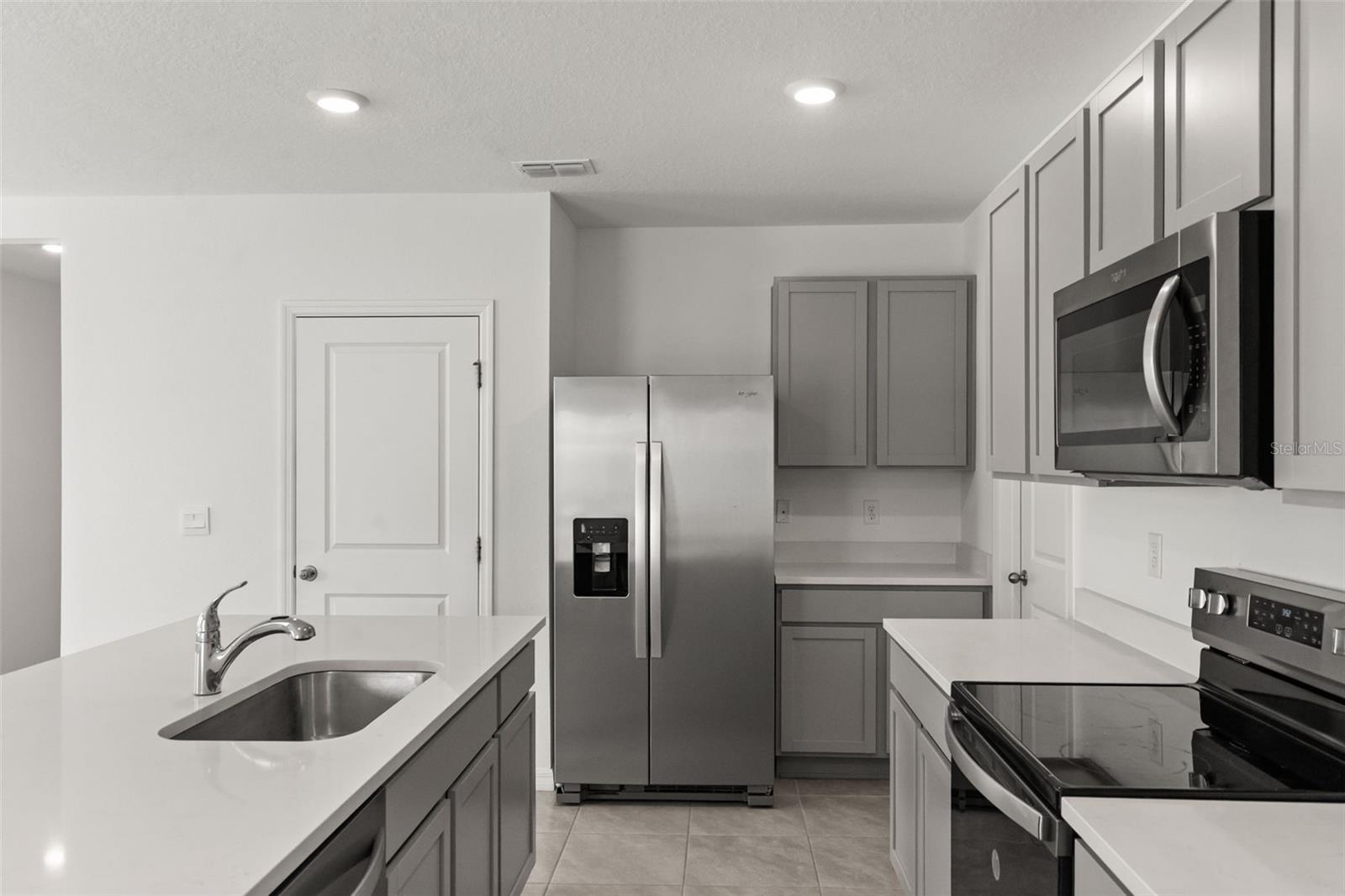 33301 DARLEY DALE TRL, WESLEY CHAPEL, FL, 33545