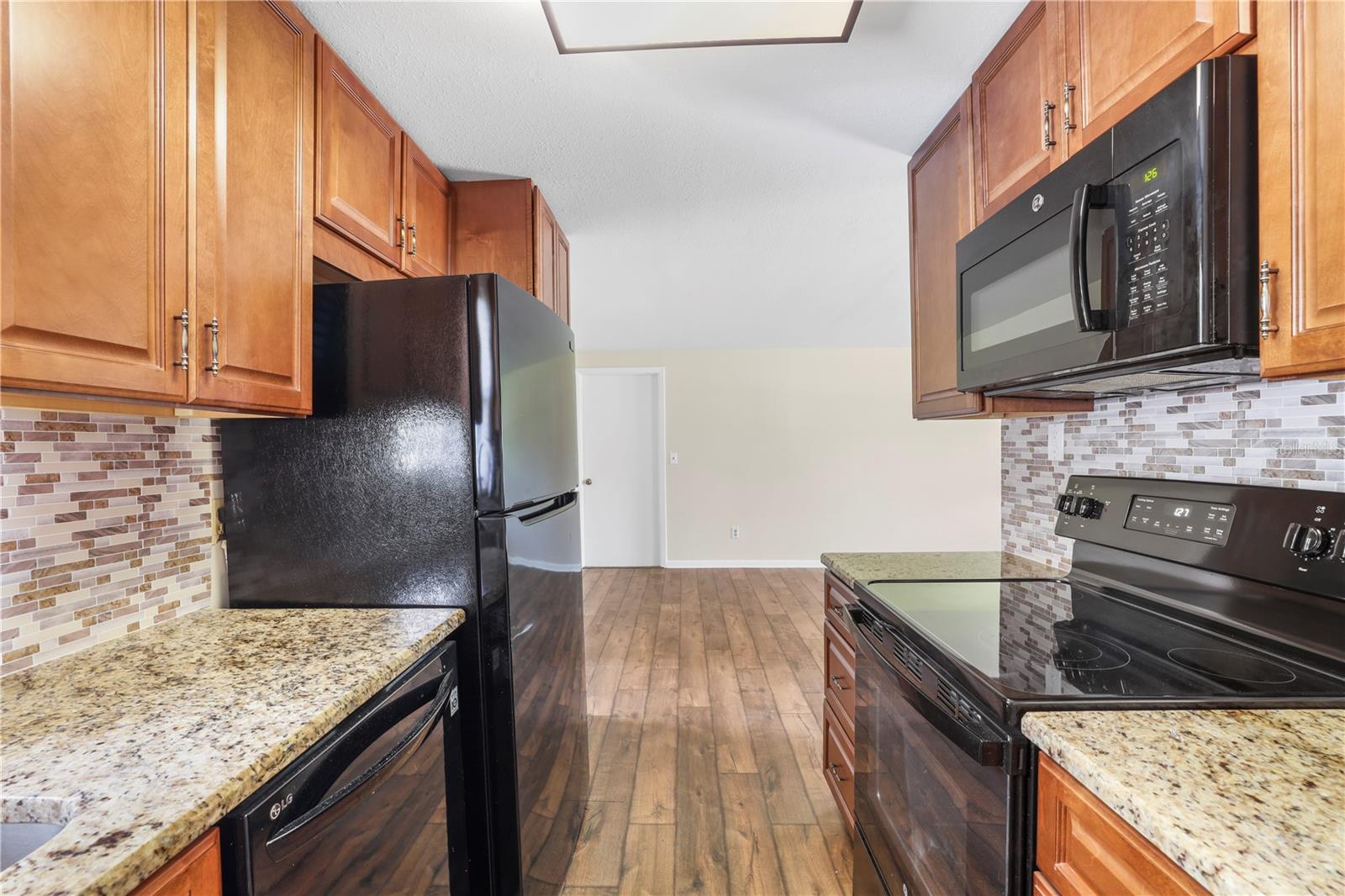 6324 FLORIDA CIR W, APOLLO BEACH, FL, 33572