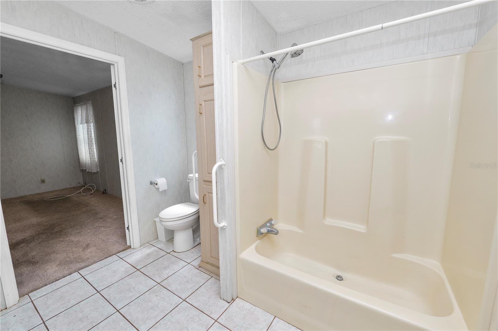 3562 LAZY LAKE DR N, LAKELAND, FL, 33801