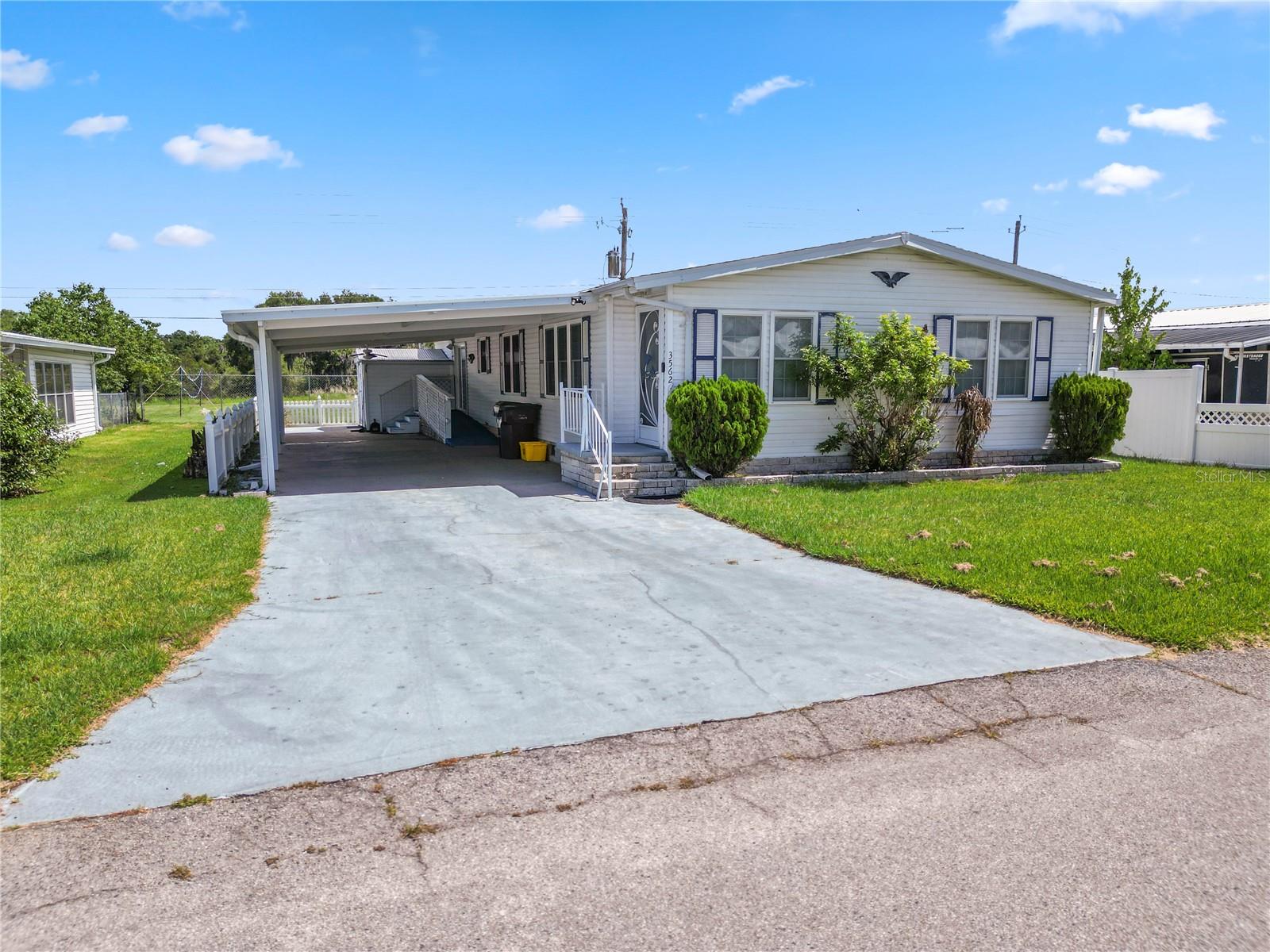 3562 LAZY LAKE DR N, LAKELAND, FL, 33801