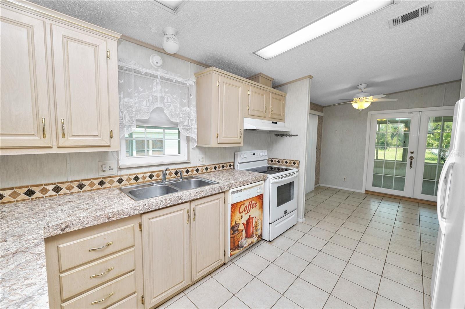 3562 LAZY LAKE DR N, LAKELAND, FL, 33801