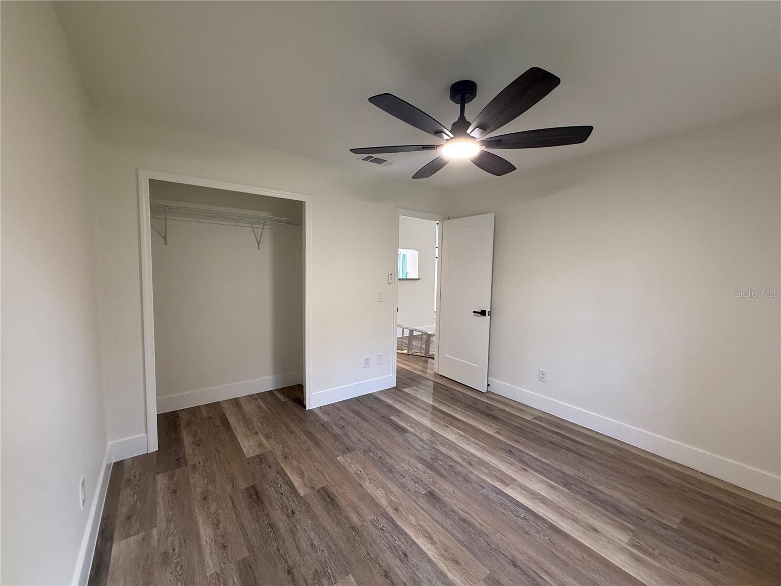 40233 PALM ST, LADY LAKE, FL, 32159