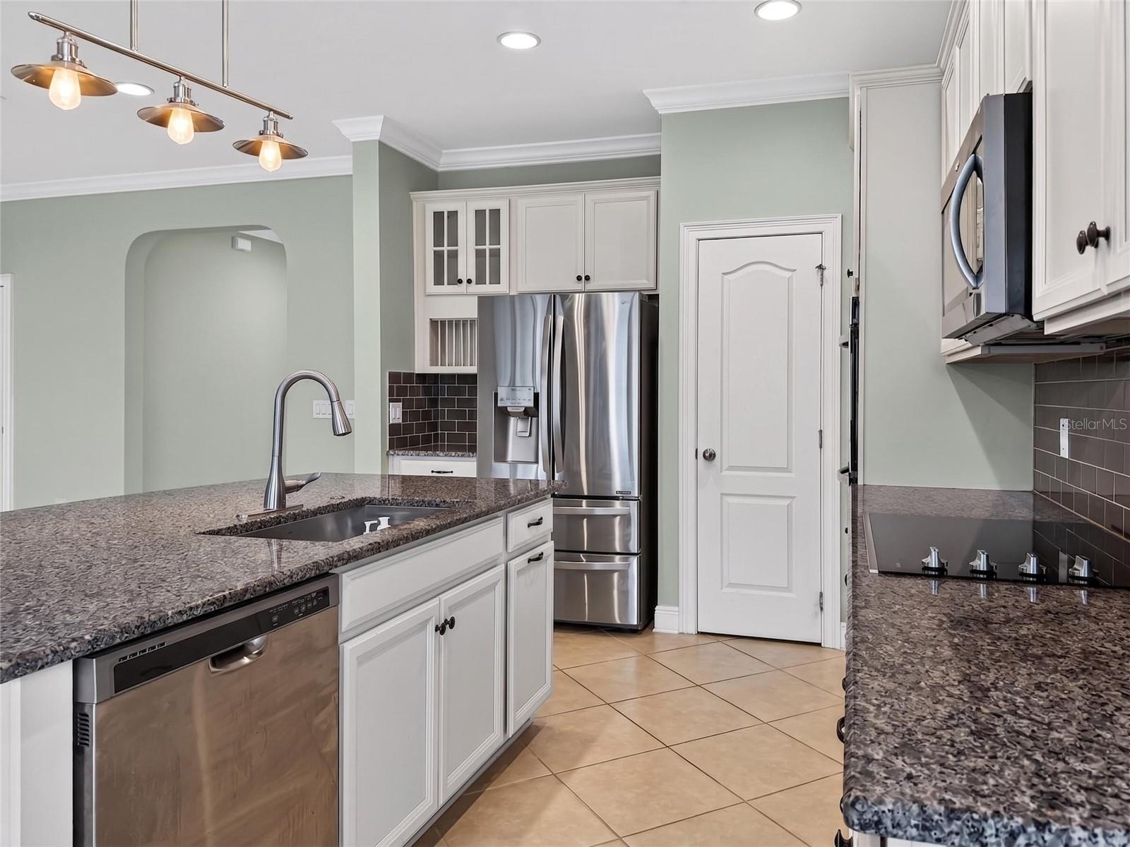 2062 REDBAY AVE, MINNEOLA, FL, 34715