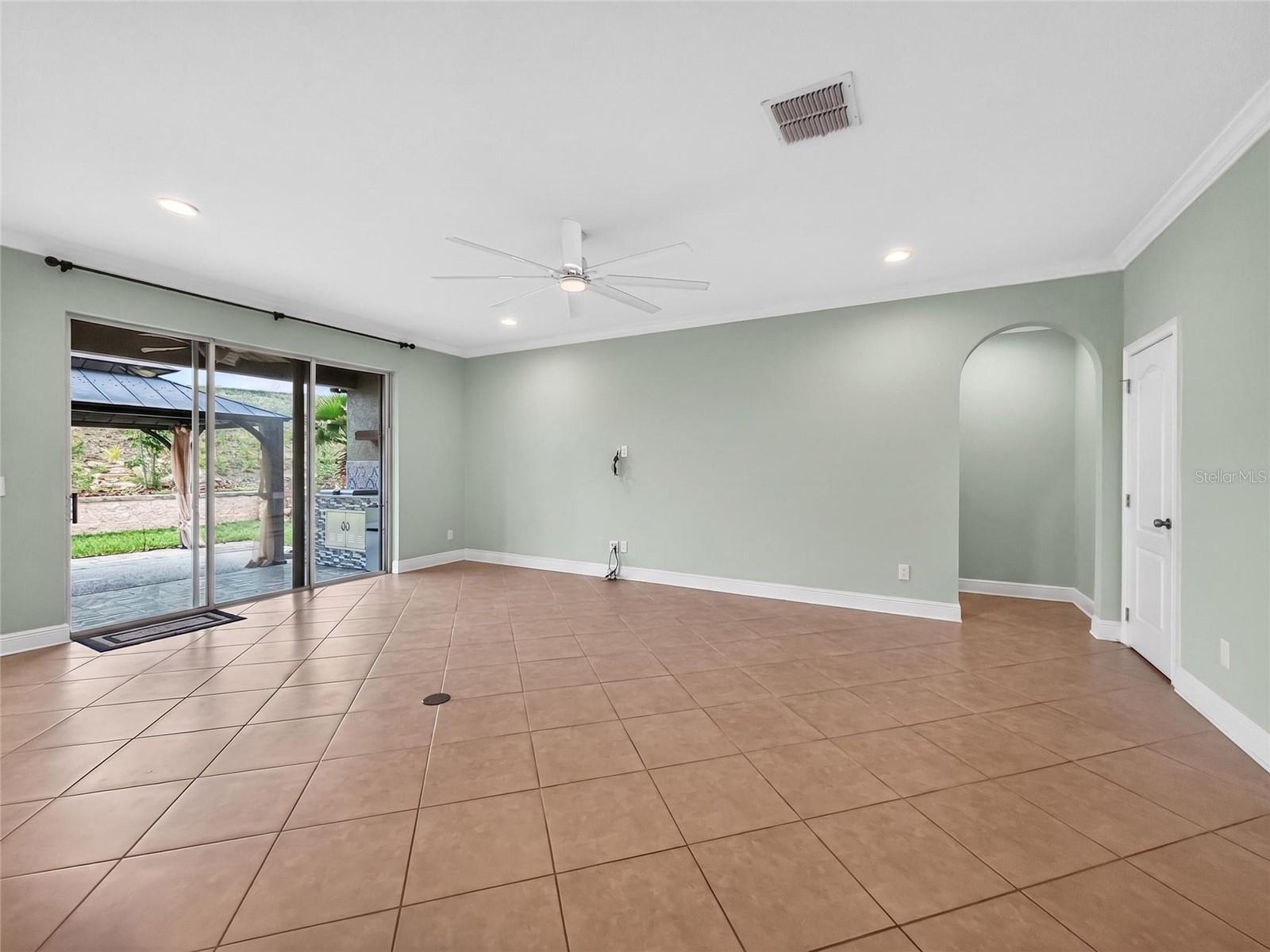 2062 REDBAY AVE, MINNEOLA, FL, 34715