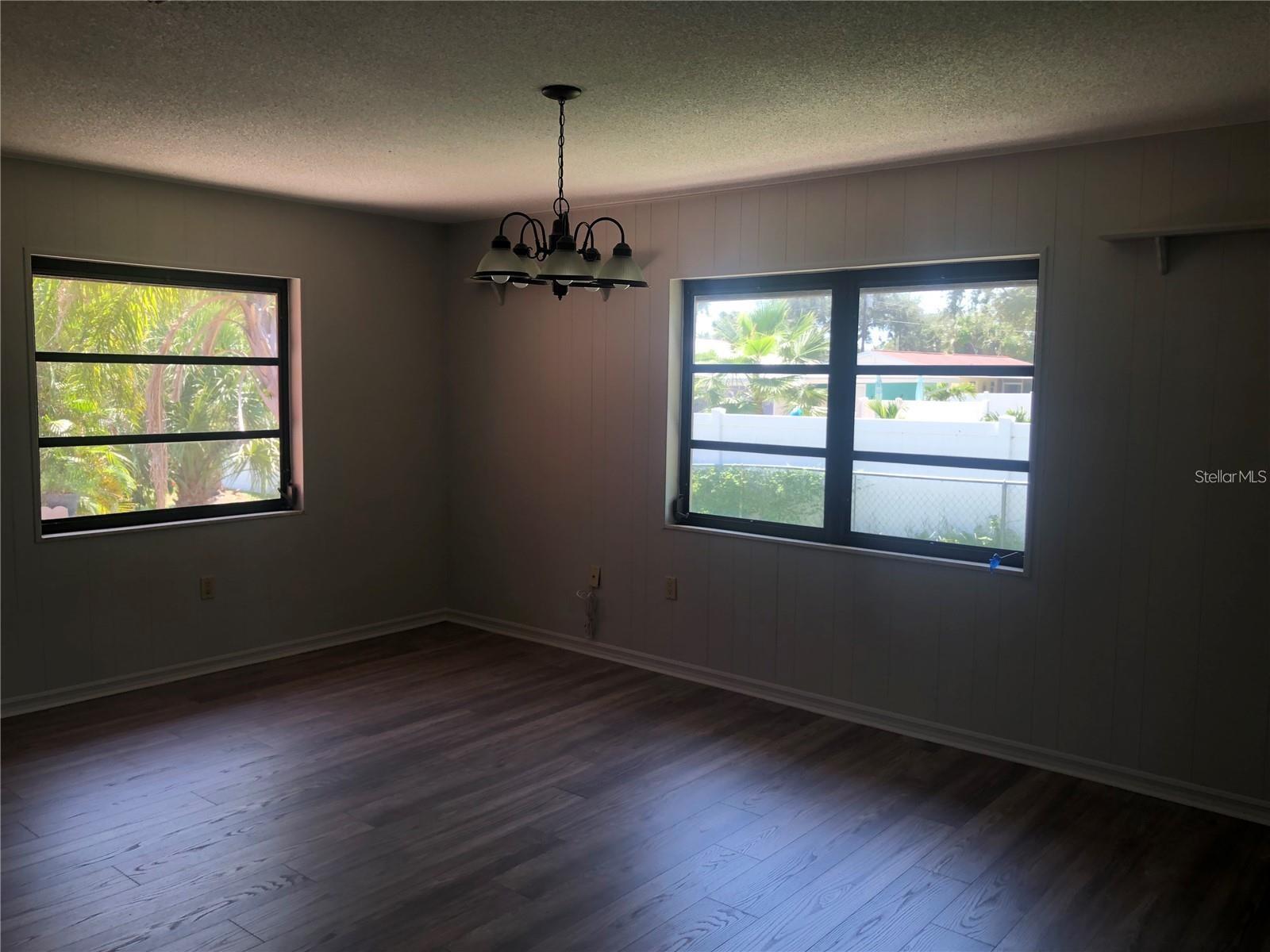 NOKOMIS, FL, 34275