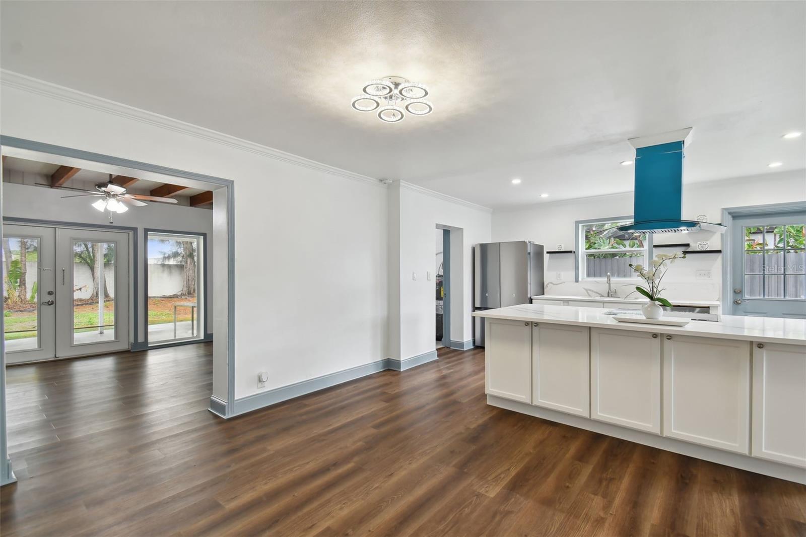 3905 W PAXTON AVE, TAMPA, FL, 33611