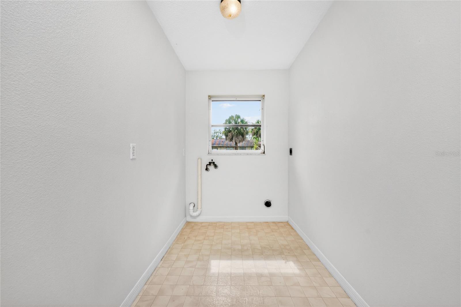 3371 TRAVERSE AVE, NORTH PORT, FL, 34286