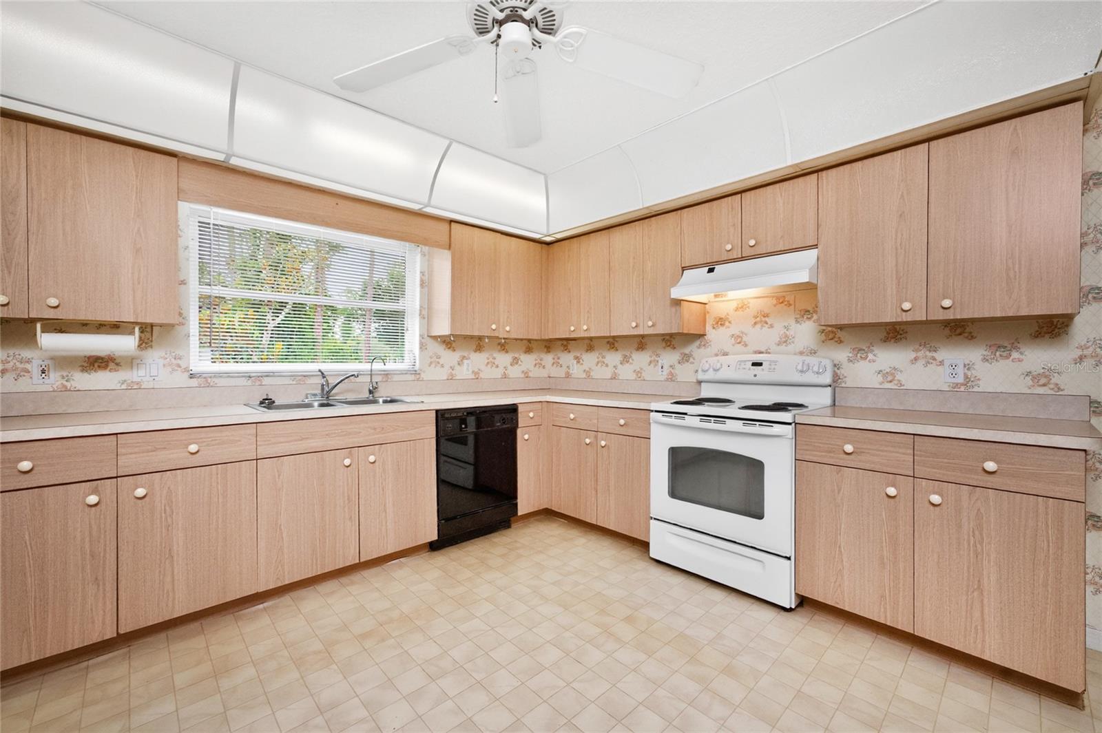 3371 TRAVERSE AVE, NORTH PORT, FL, 34286