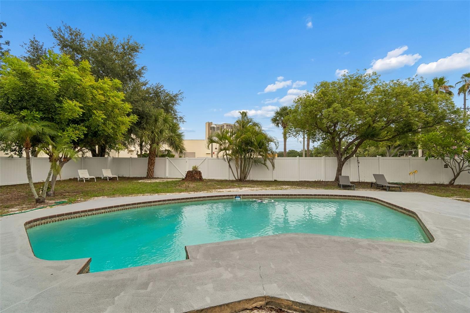 1004 WASHINGTON AVE, LARGO, FL, 33770