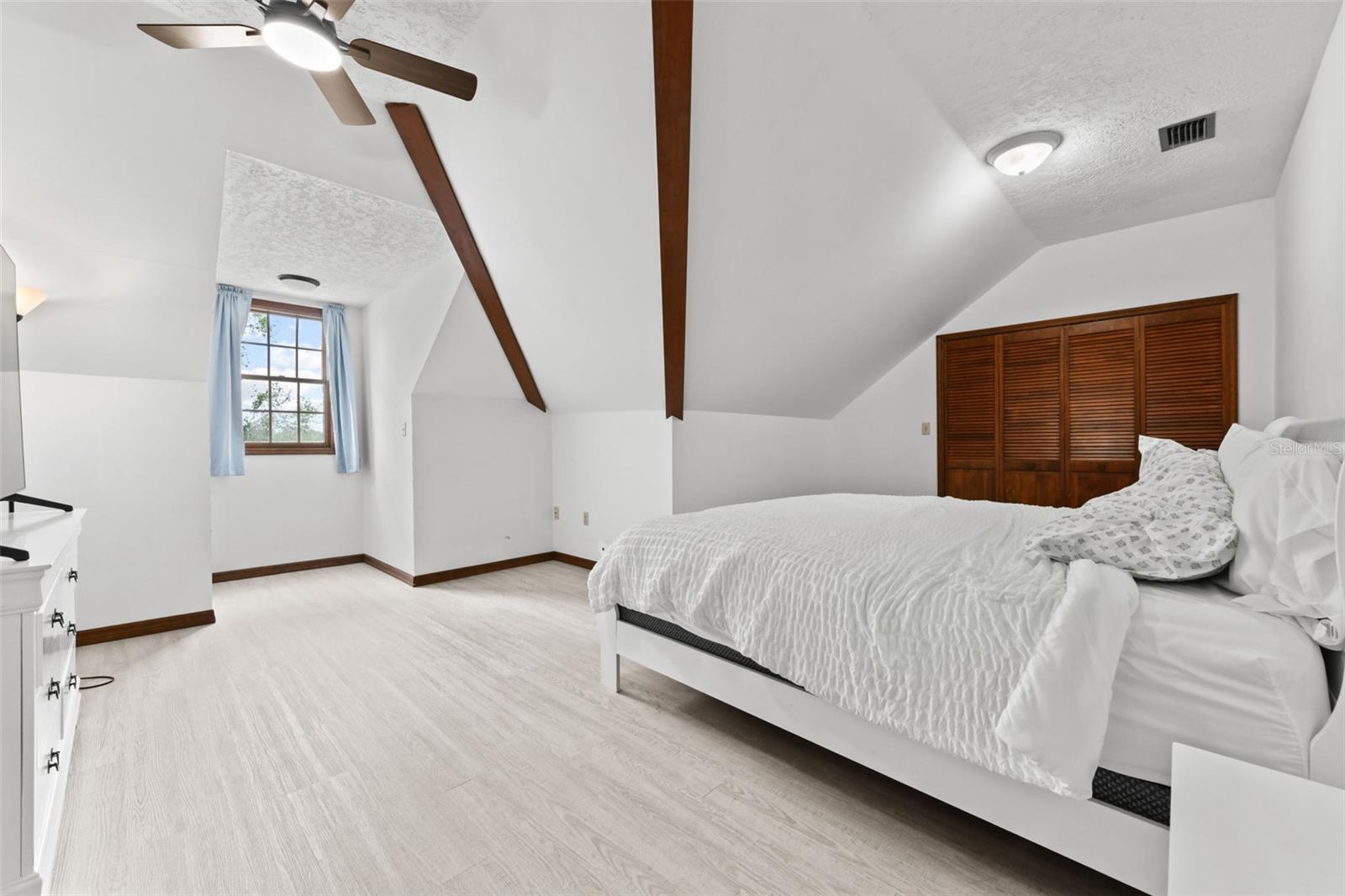 5750 OAK HOLLOW LN, OVIEDO, FL, 32765