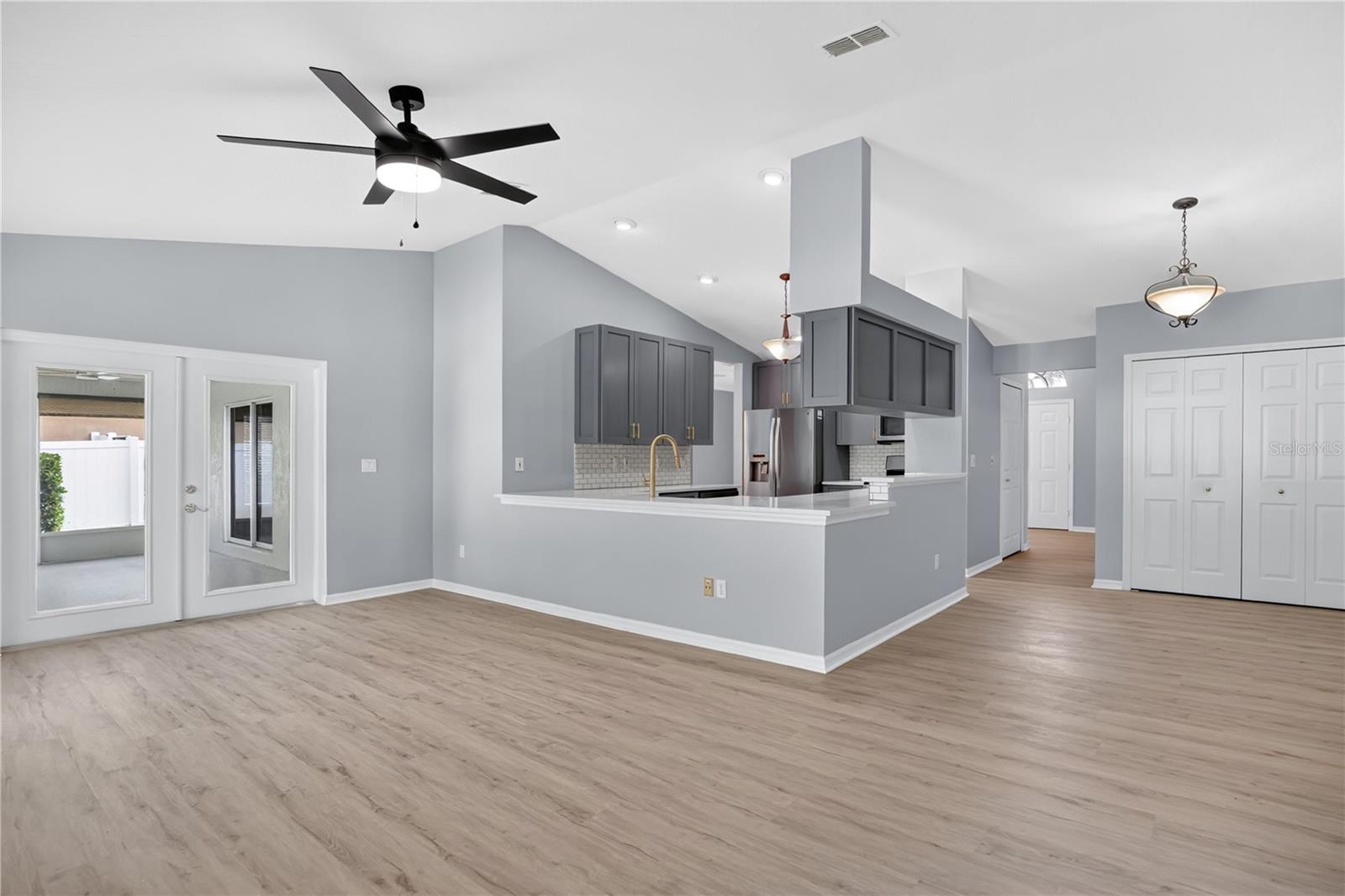 59 HOLLOW PINE DR, DEBARY, FL, 32713