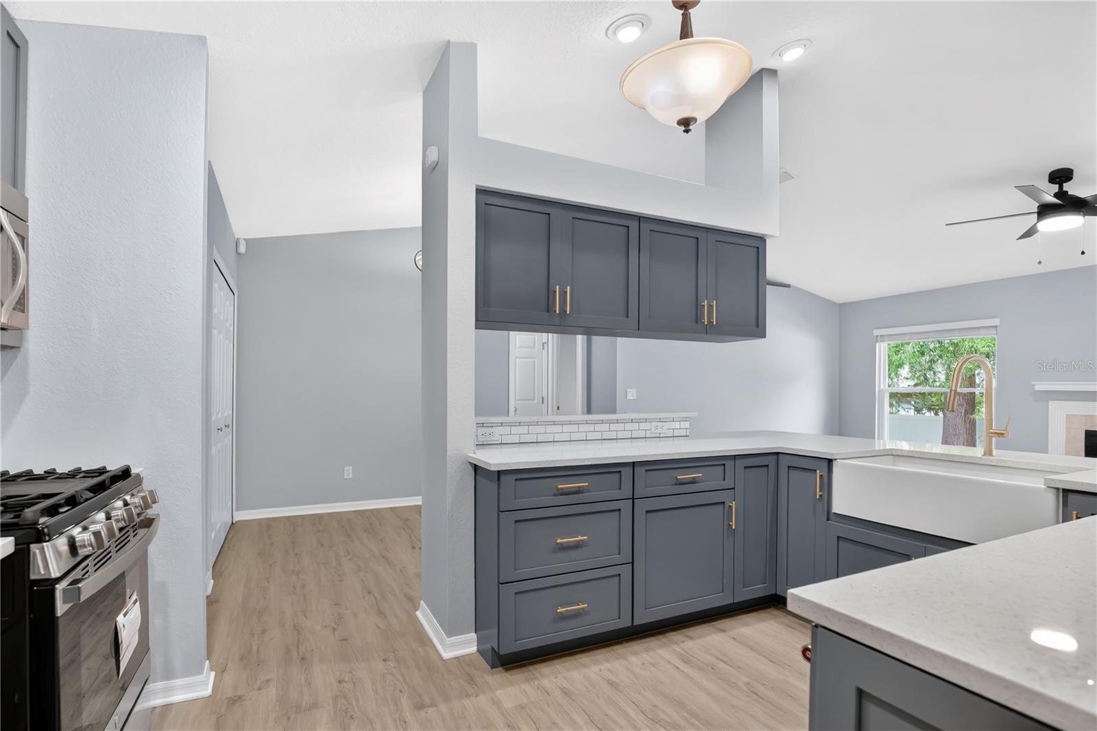 59 HOLLOW PINE DR, DEBARY, FL, 32713