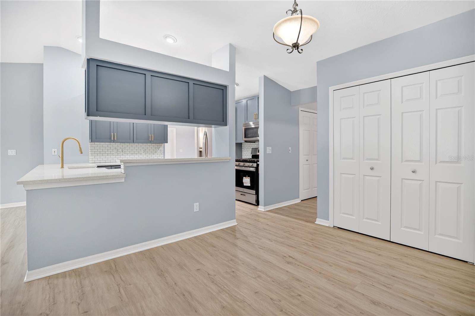 59 HOLLOW PINE DR, DEBARY, FL, 32713