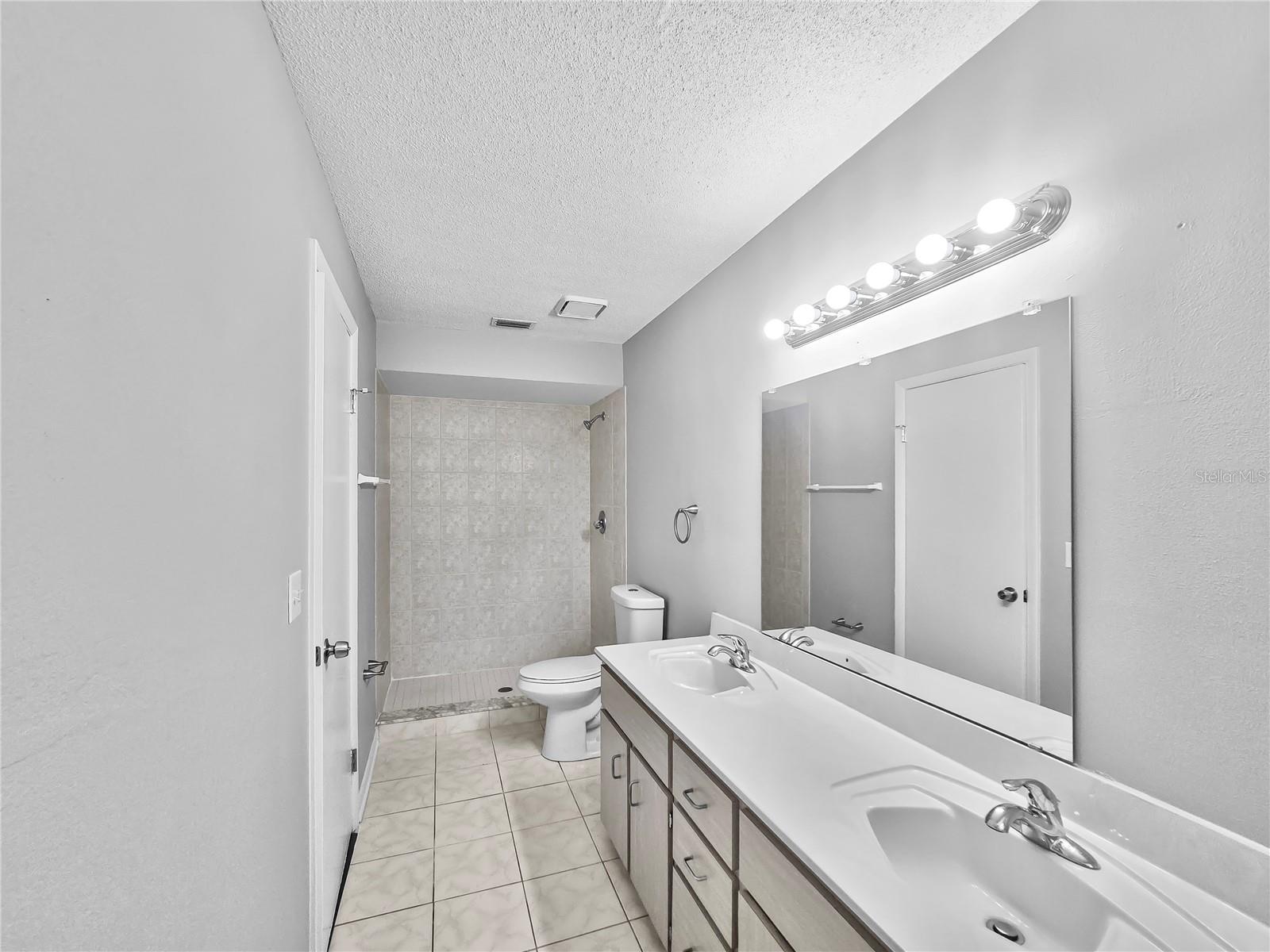 FLORIDA SHORES 01, EDGEWATER, FL, 32141