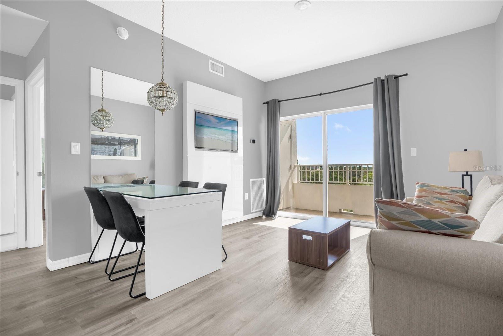 7395 UNIVERSAL BLVD #402, ORLANDO, FL, 32819